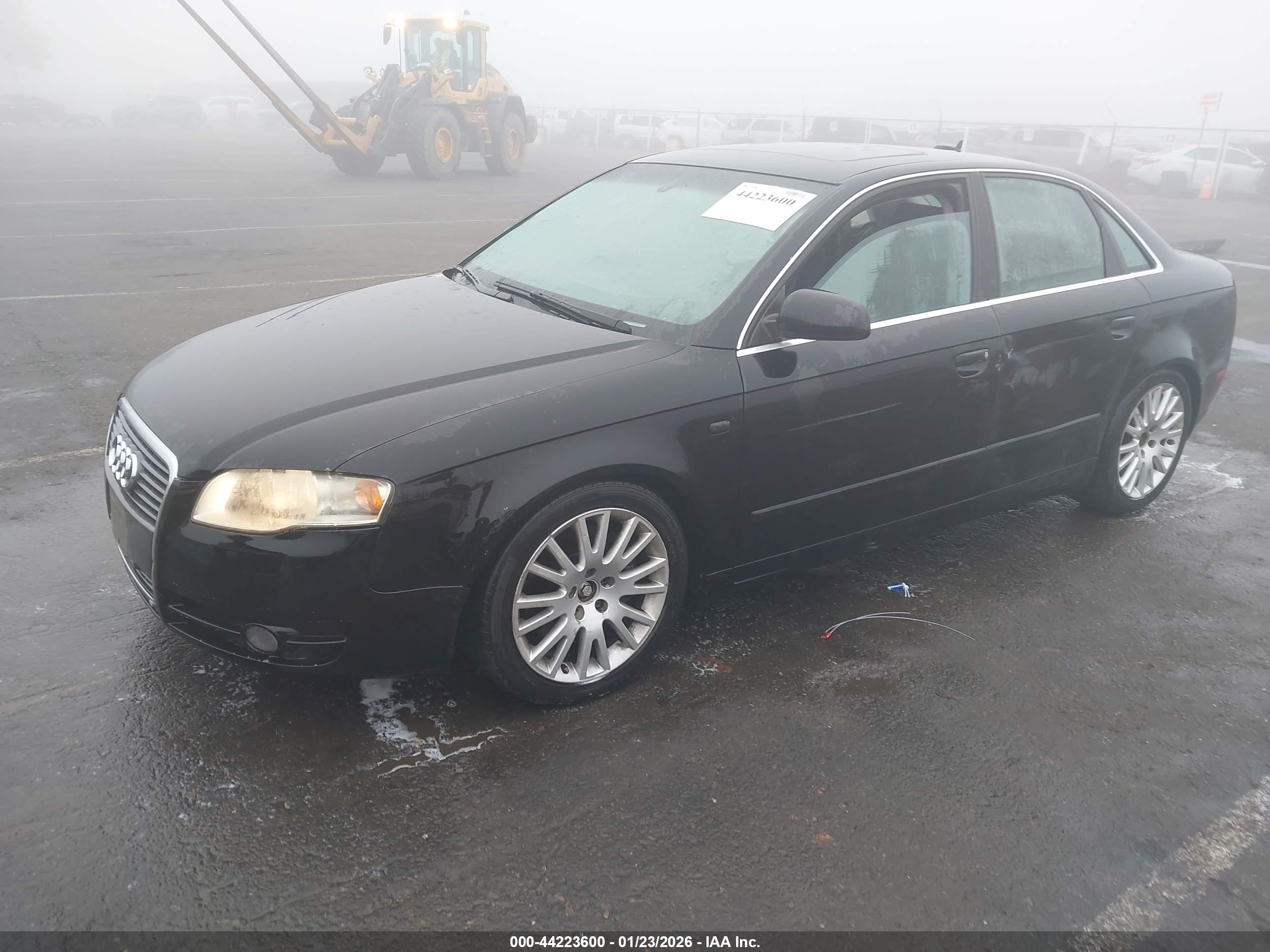 AUDI A4 image 2