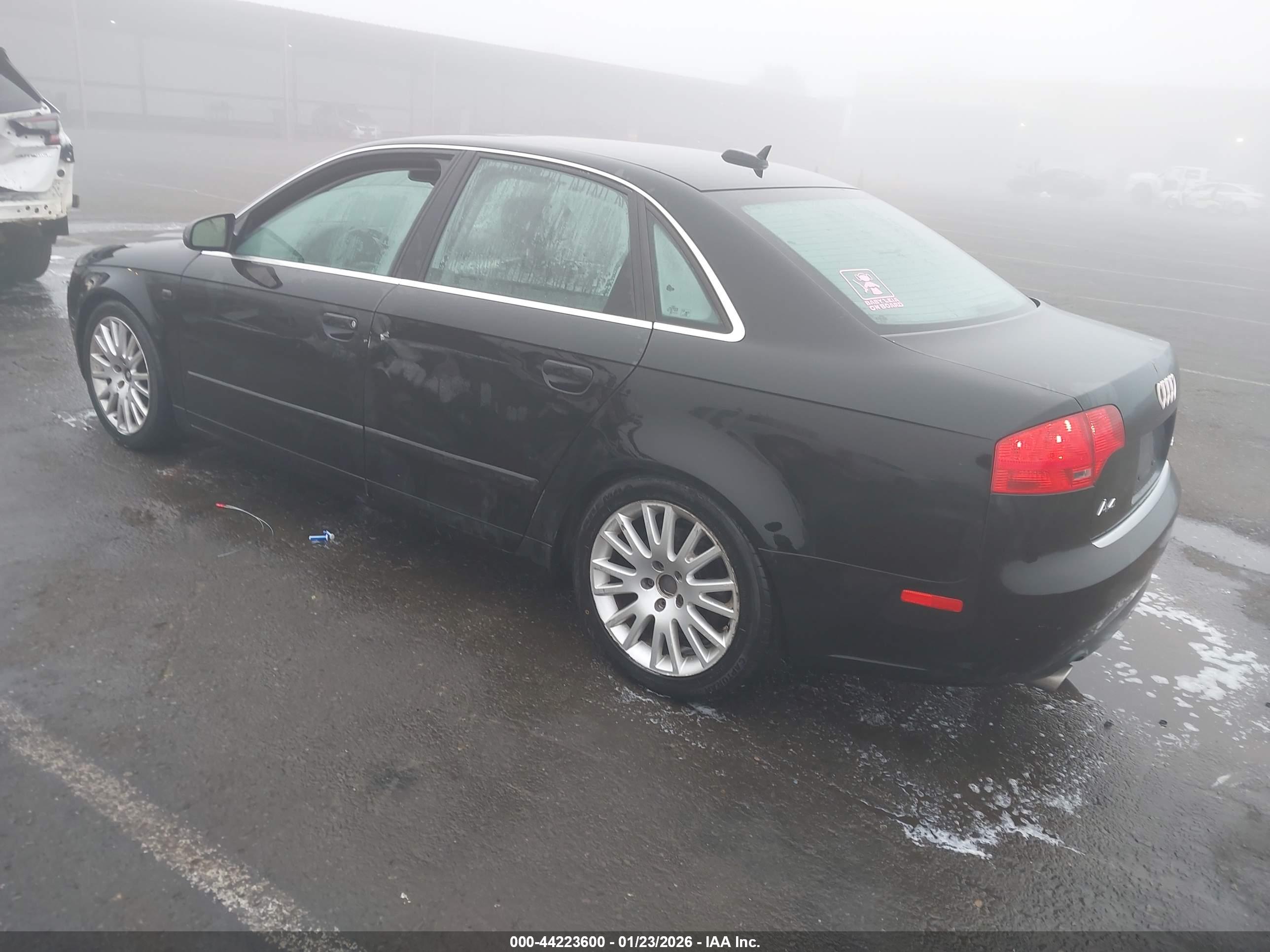 AUDI A4 image 3
