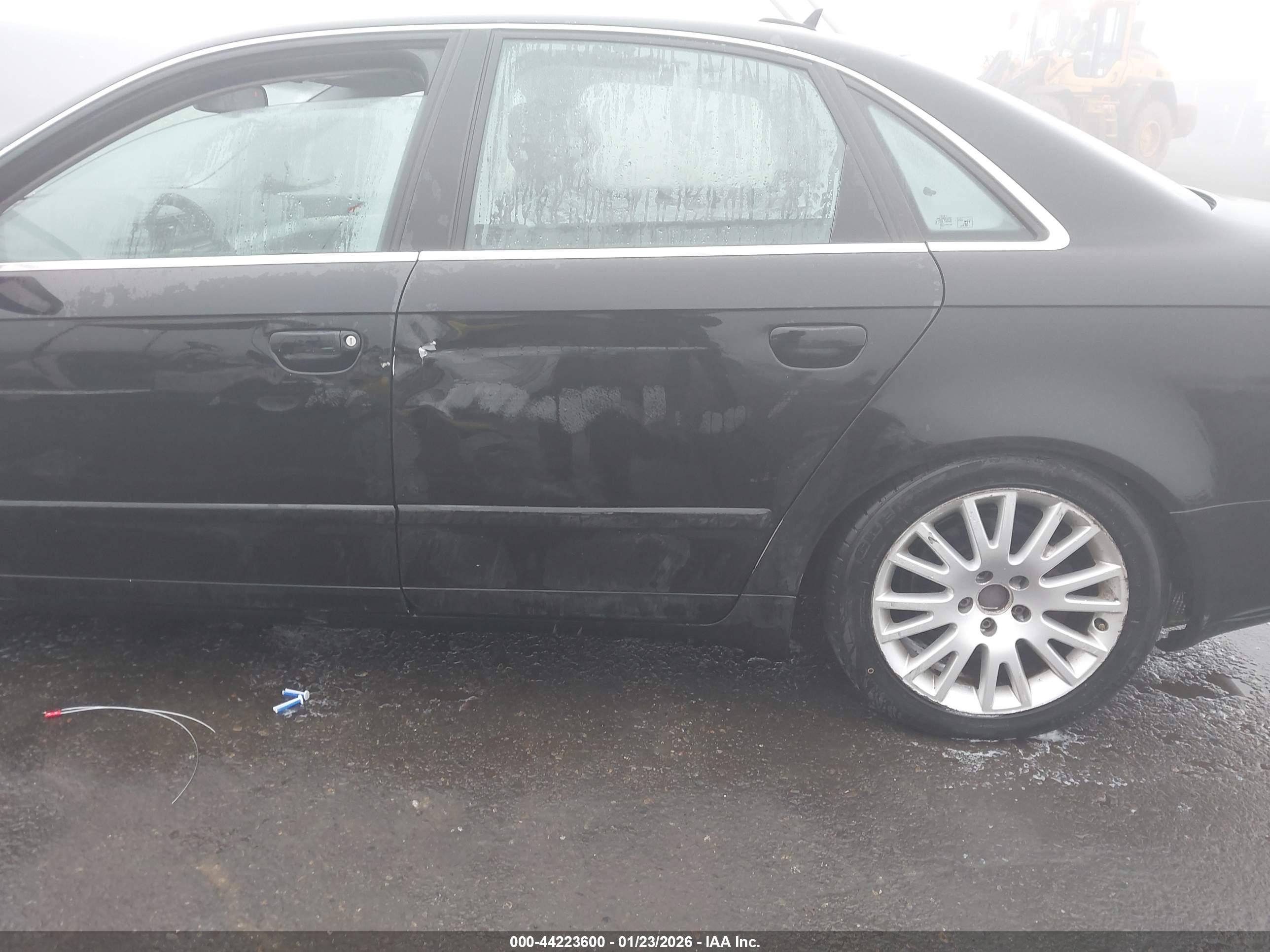 AUDI A4 image 6