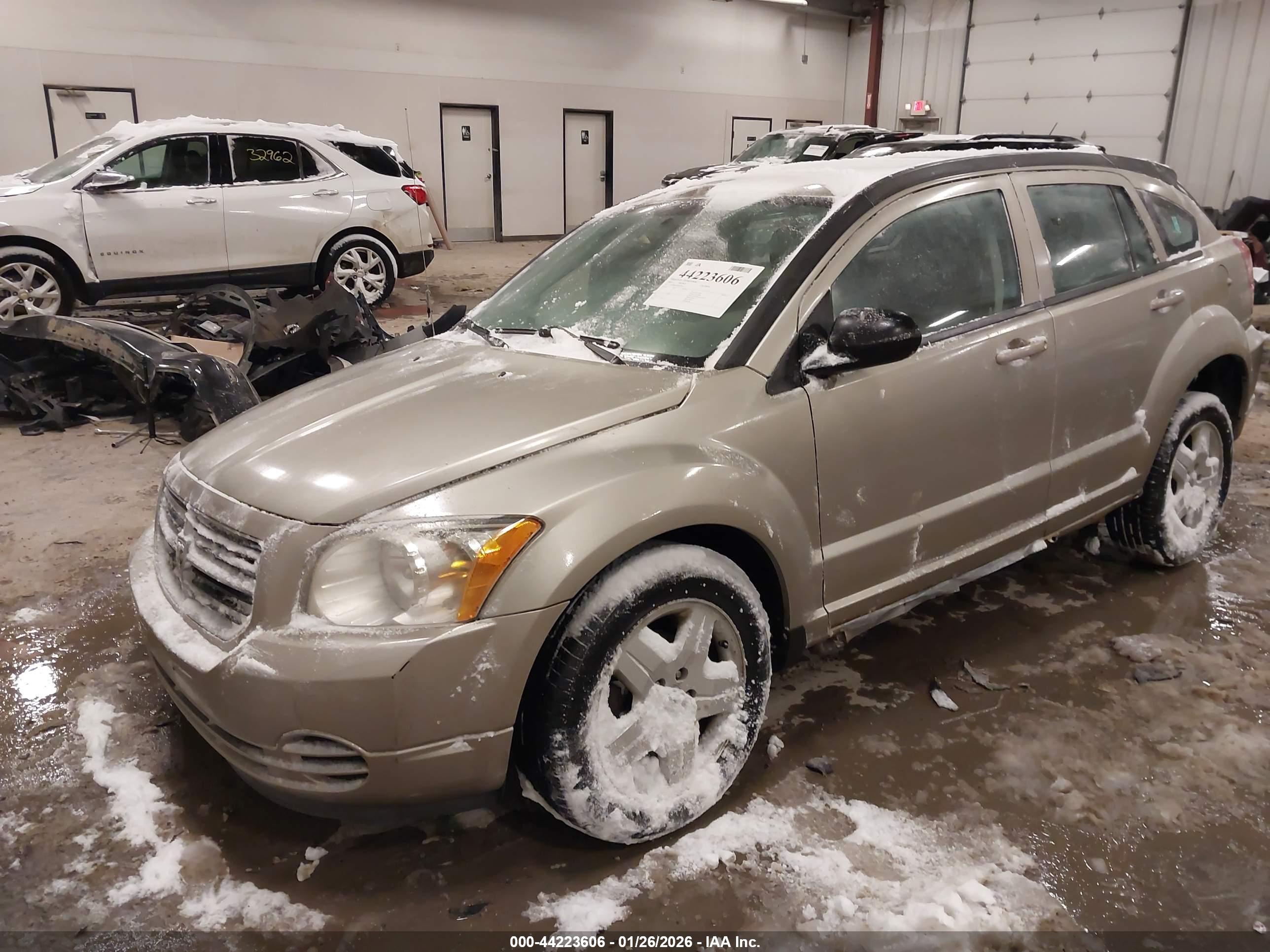 DODGE CALIBER image 2