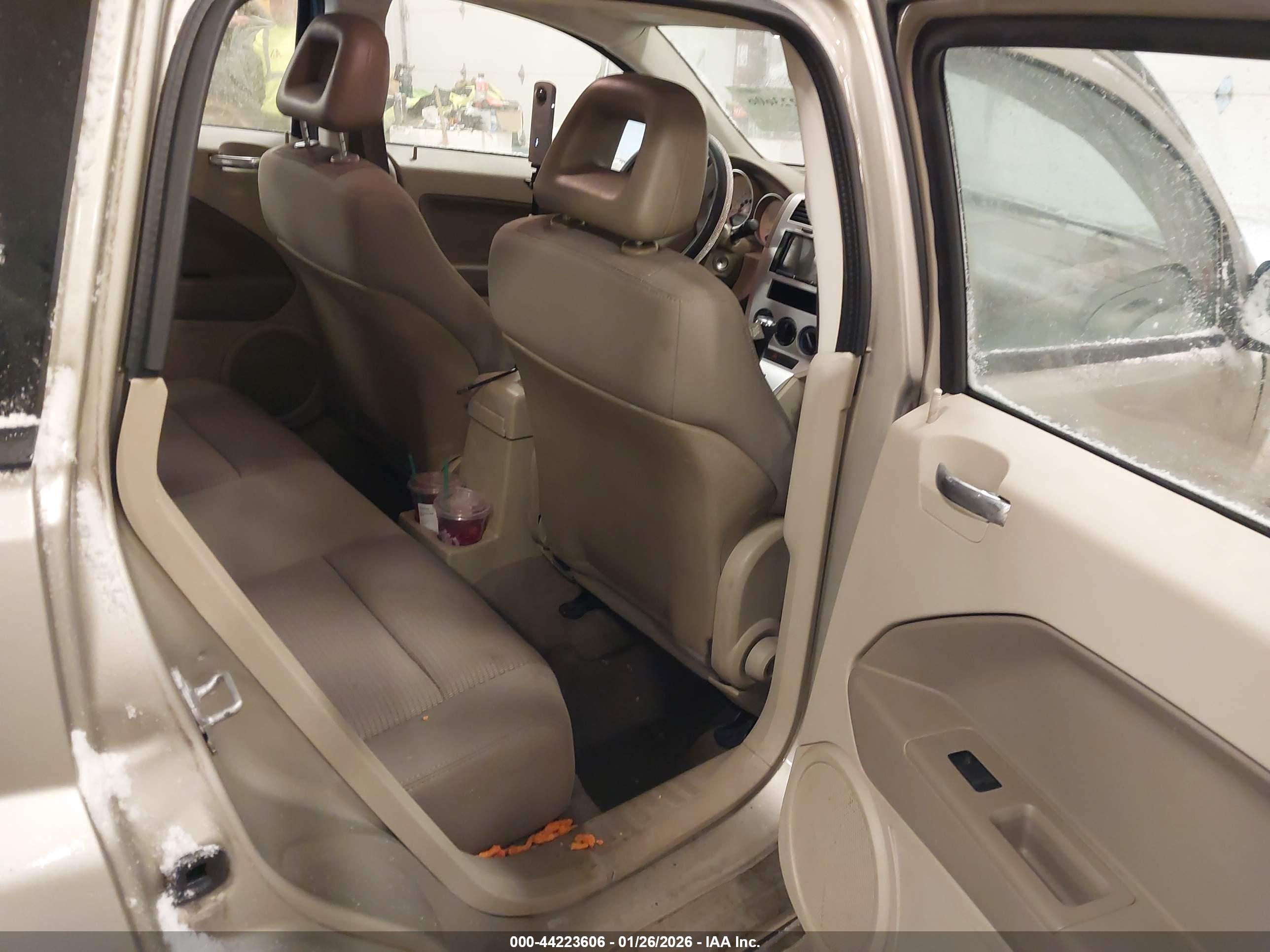 DODGE CALIBER image 8