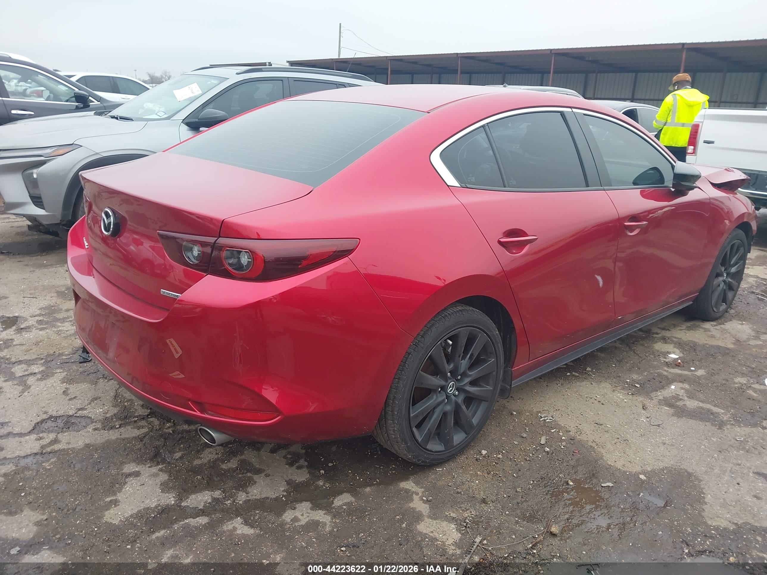 MAZDA MAZDA3 image 4