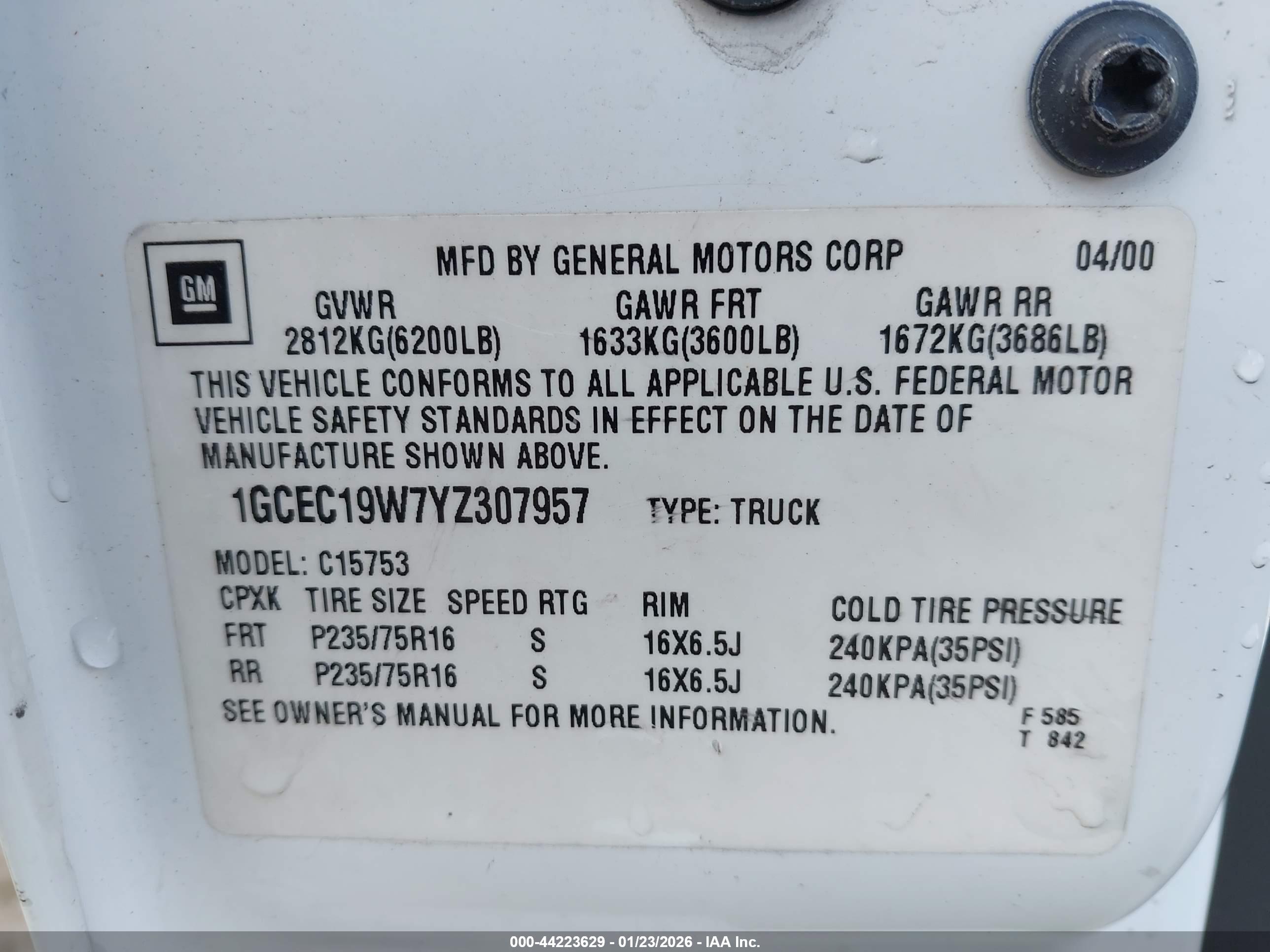 CHEVROLET SILVERADO image 9