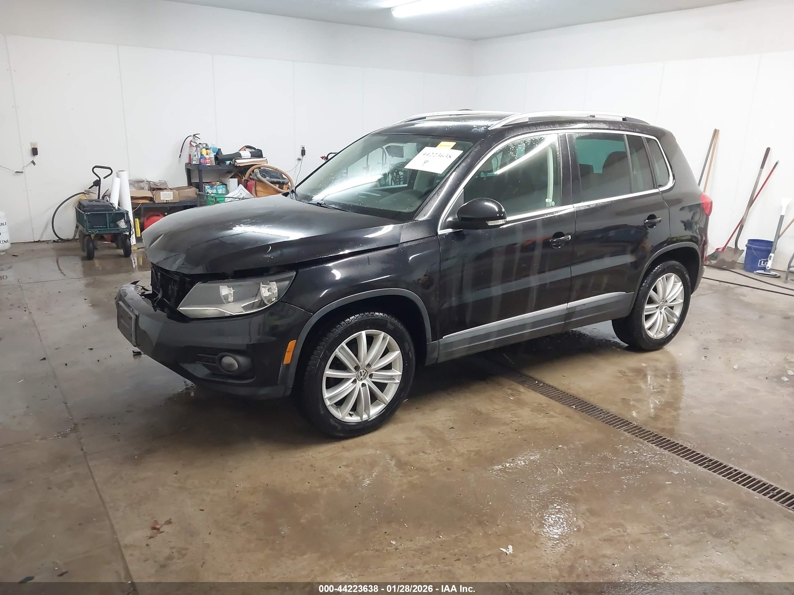 VOLKSWAGEN TIGUAN image 2