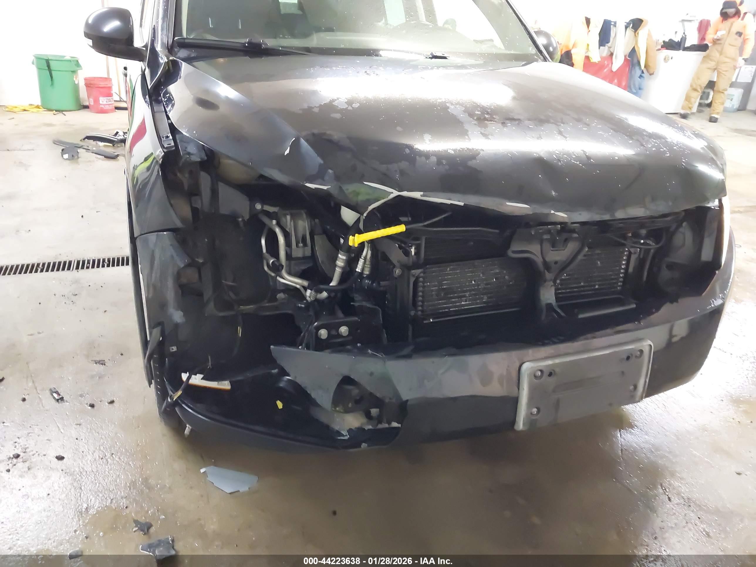 VOLKSWAGEN TIGUAN image 6
