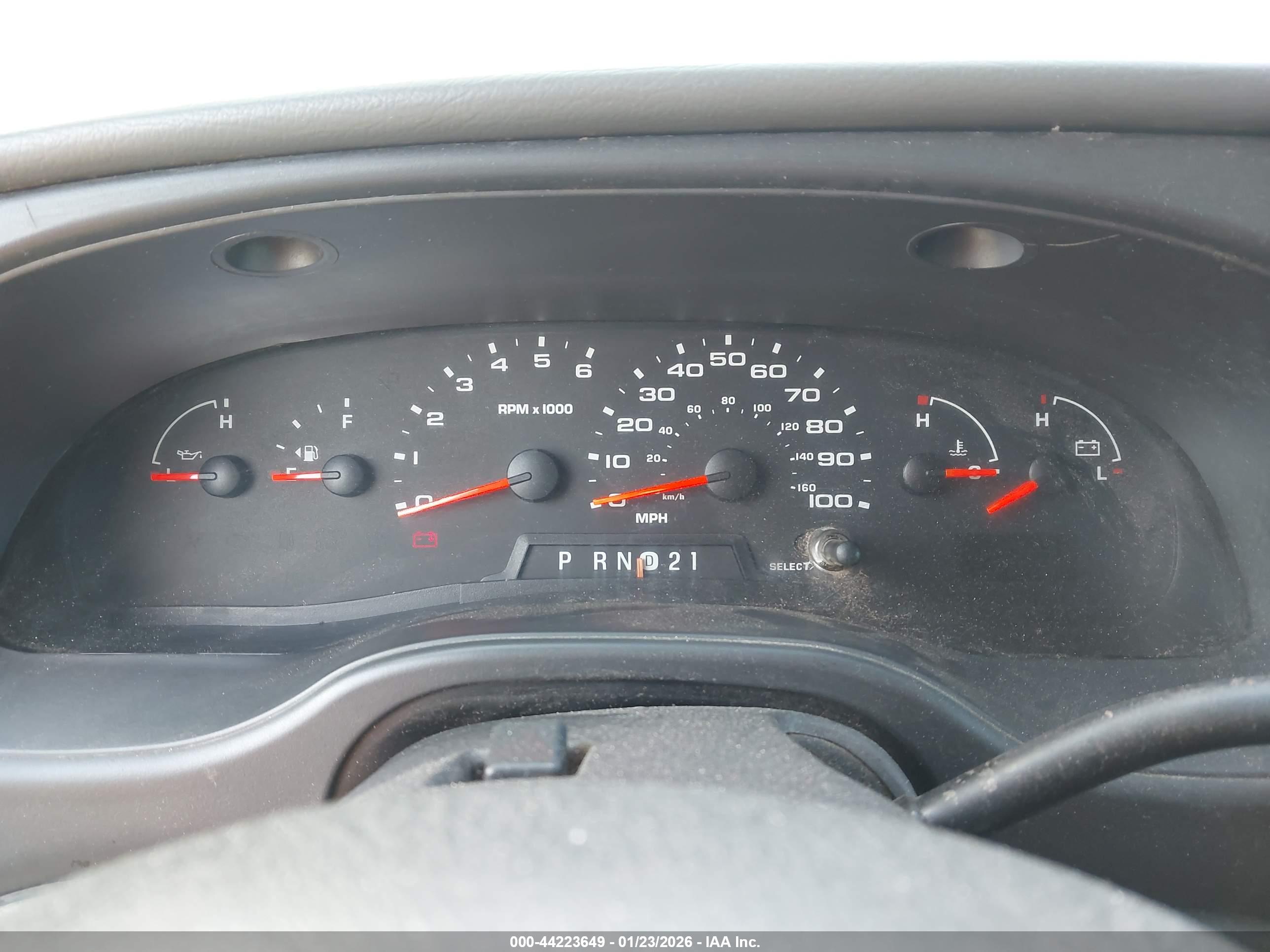 FORD E-250 image 7
