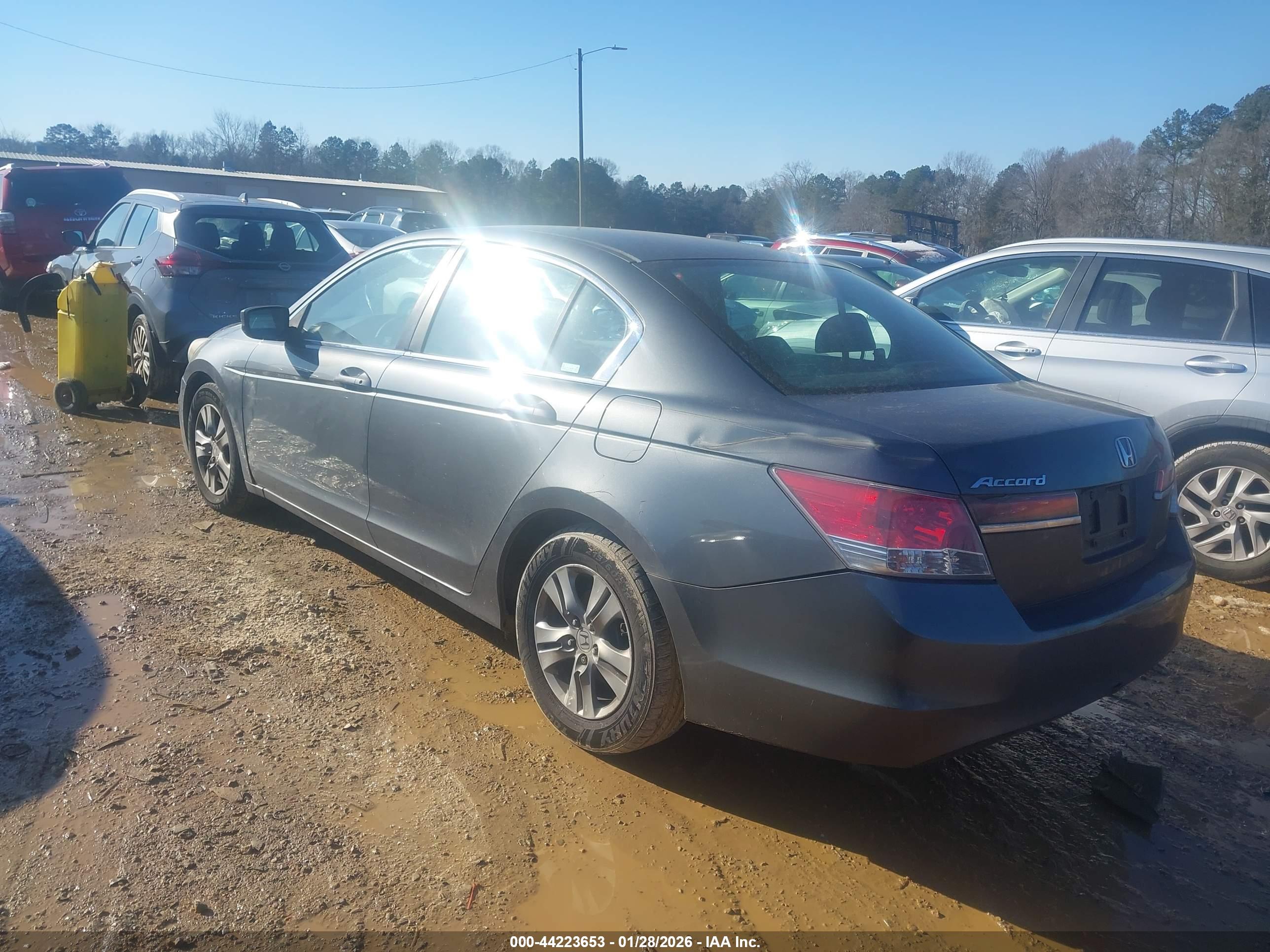 HONDA ACCORD image 3