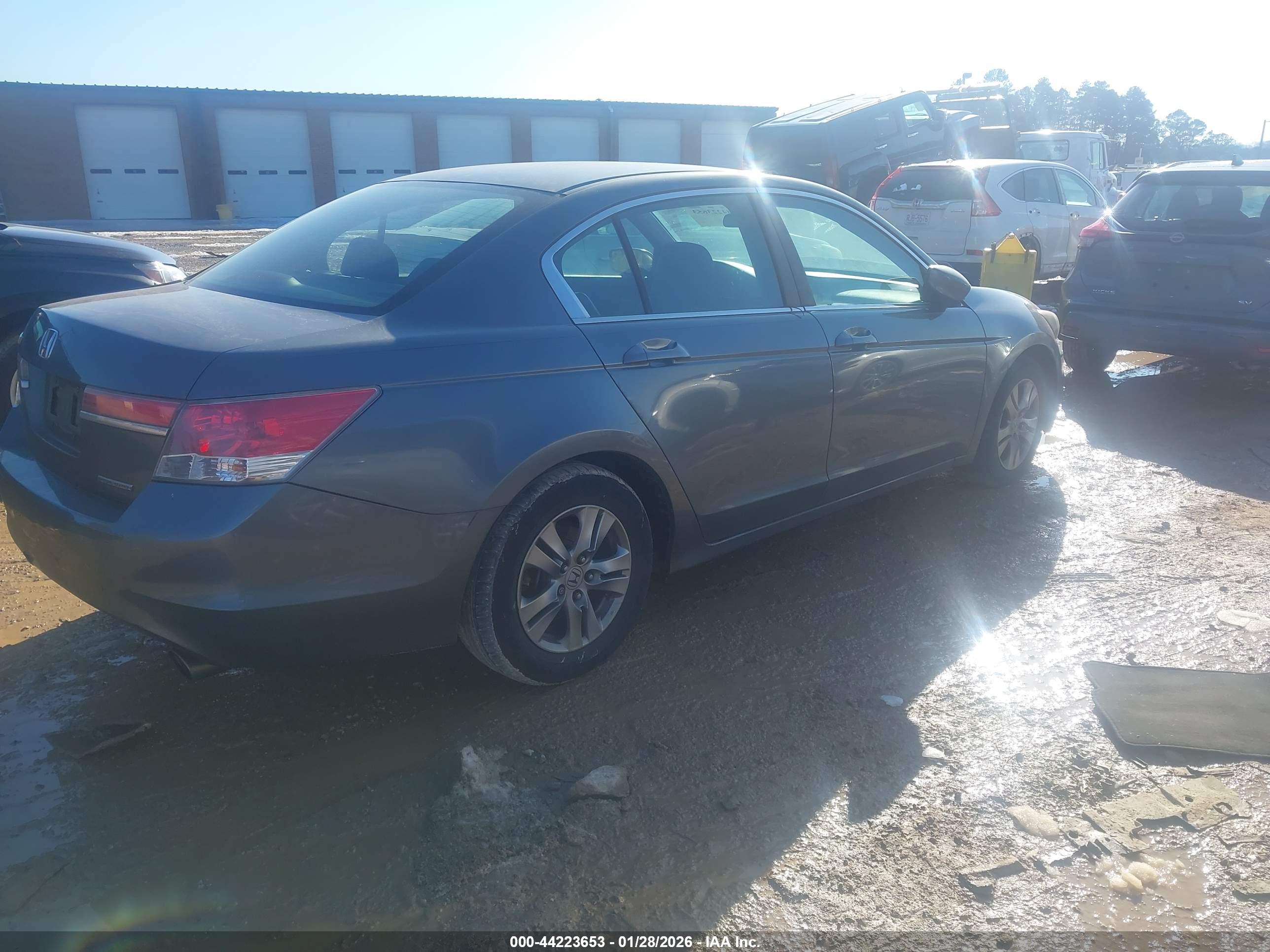 HONDA ACCORD image 4