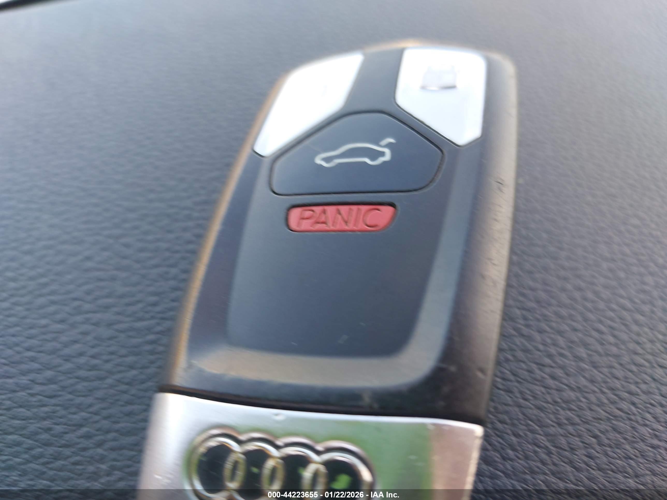 AUDI Q5 image 11