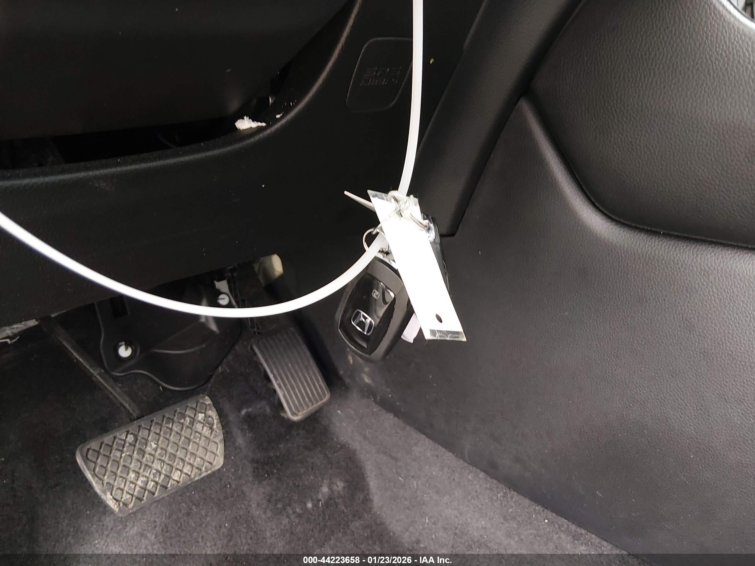 HONDA CR-V image 11
