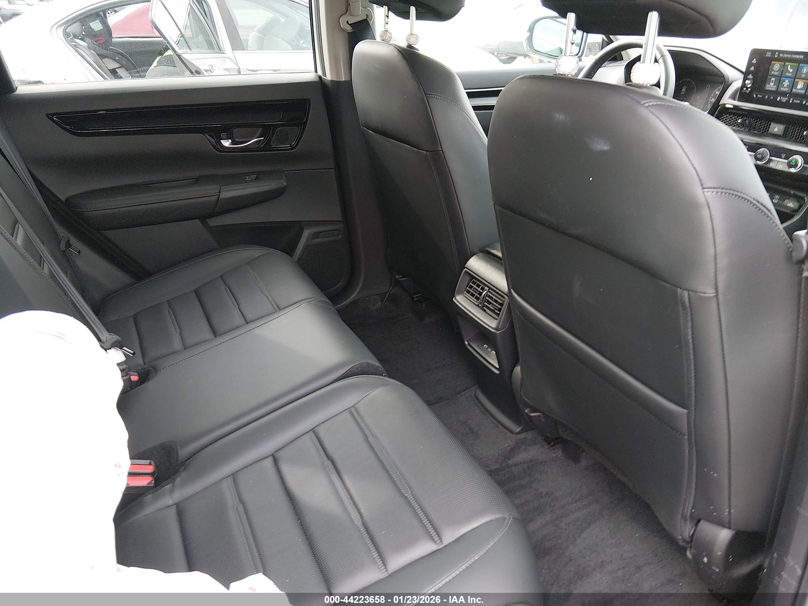 HONDA CR-V image 8