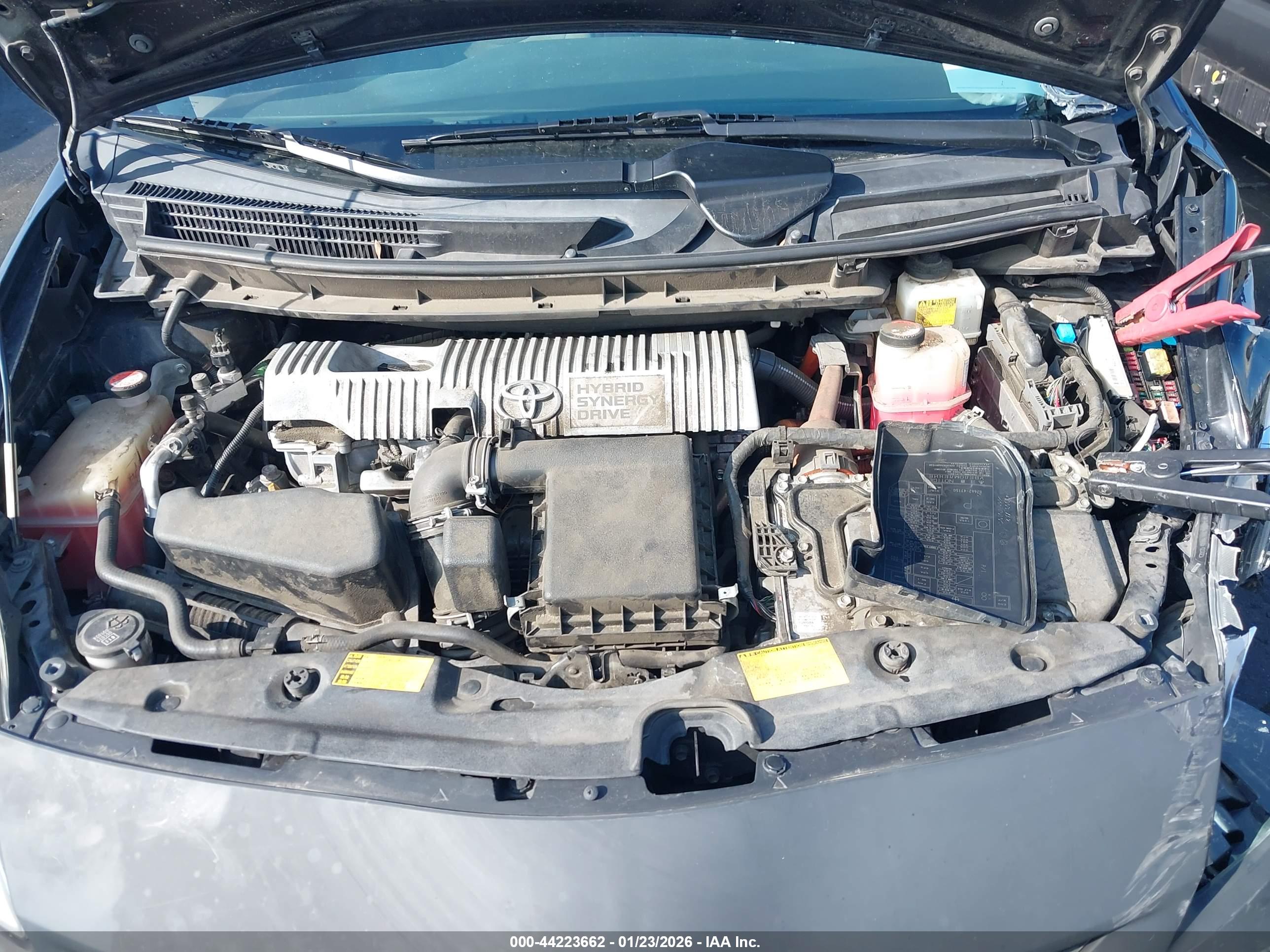 TOYOTA PRIUS image 10