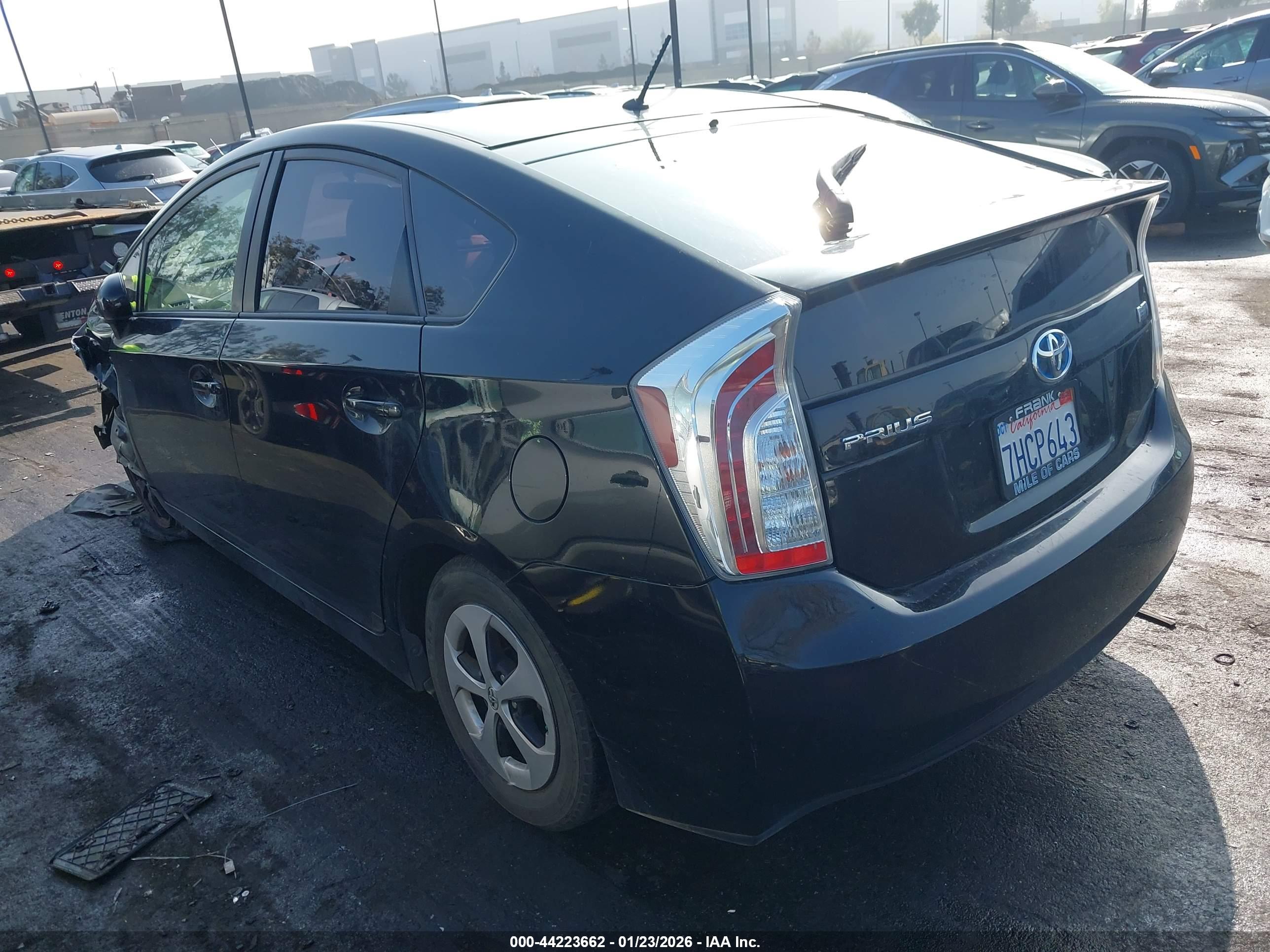 TOYOTA PRIUS image 3