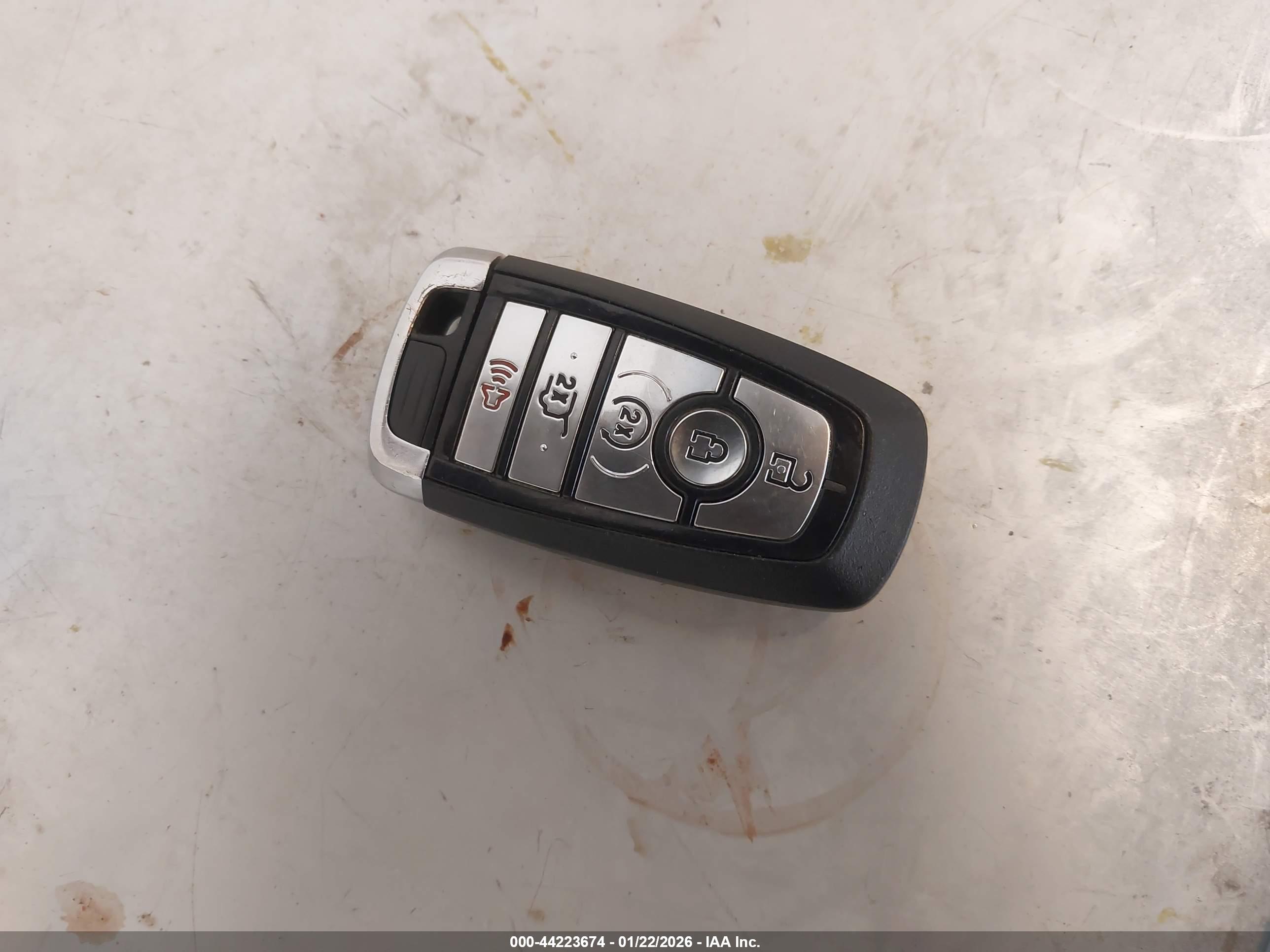 FORD ESCAPE image 11