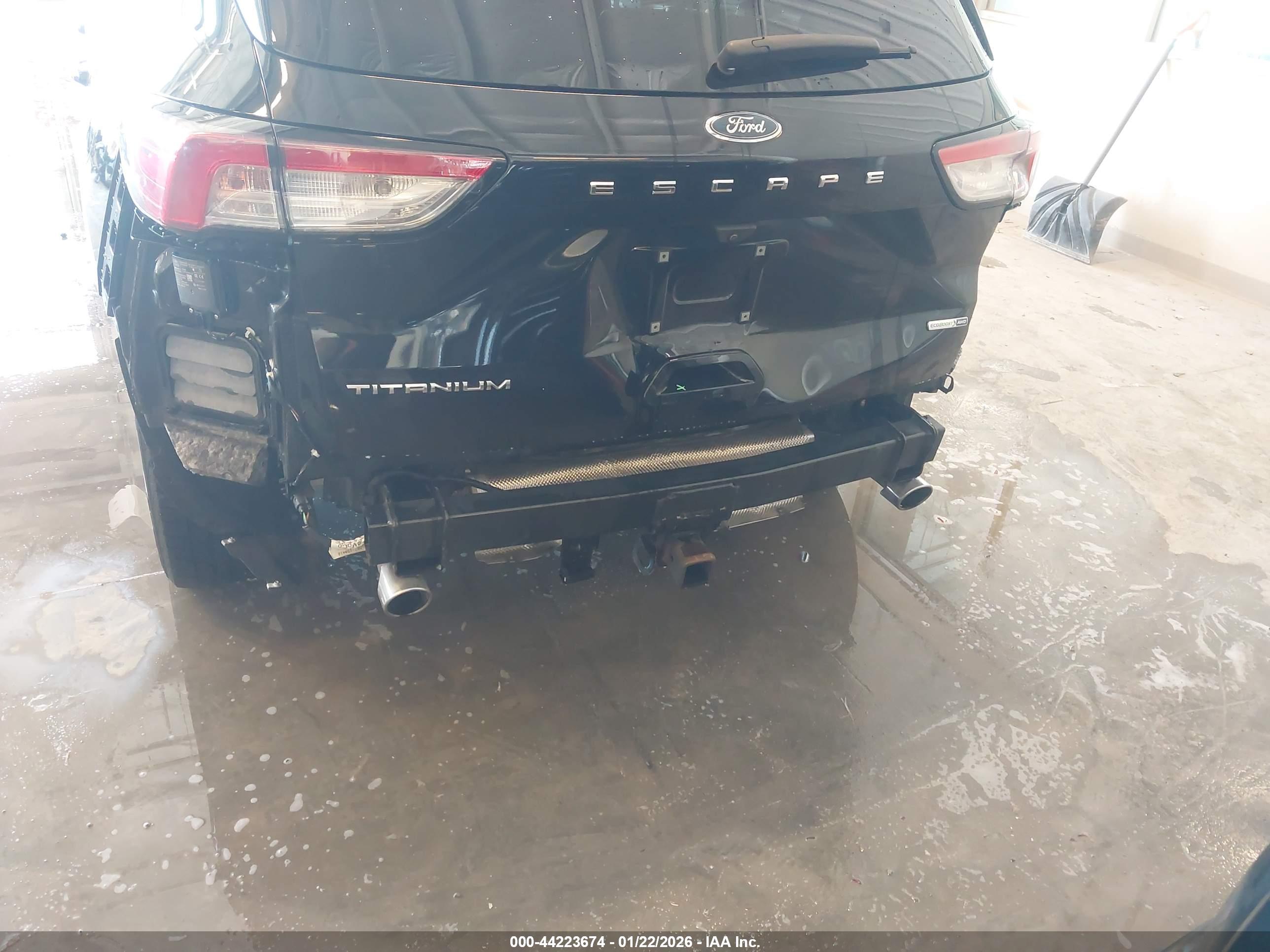 FORD ESCAPE image 6