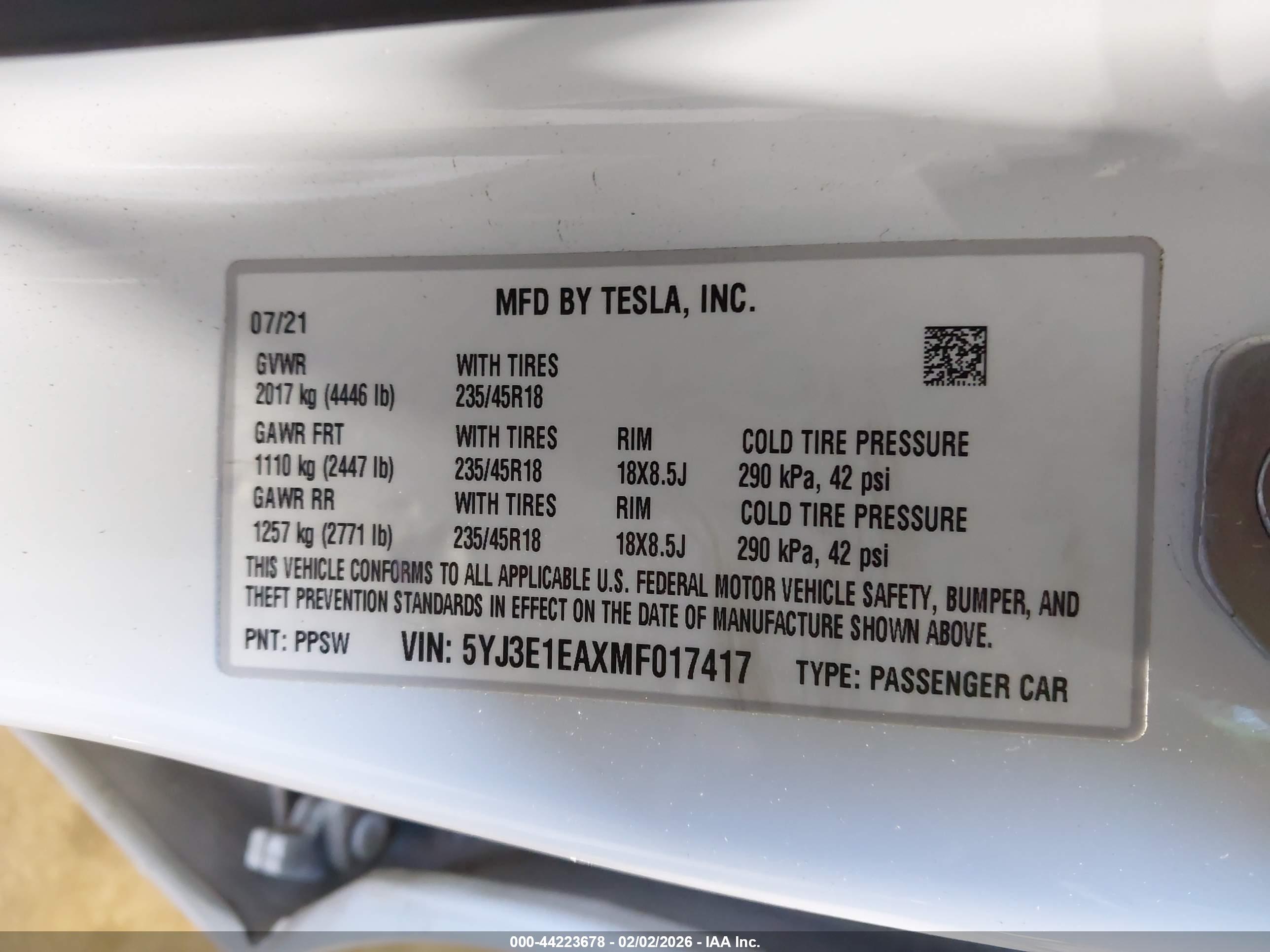 TESLA MODEL image 9