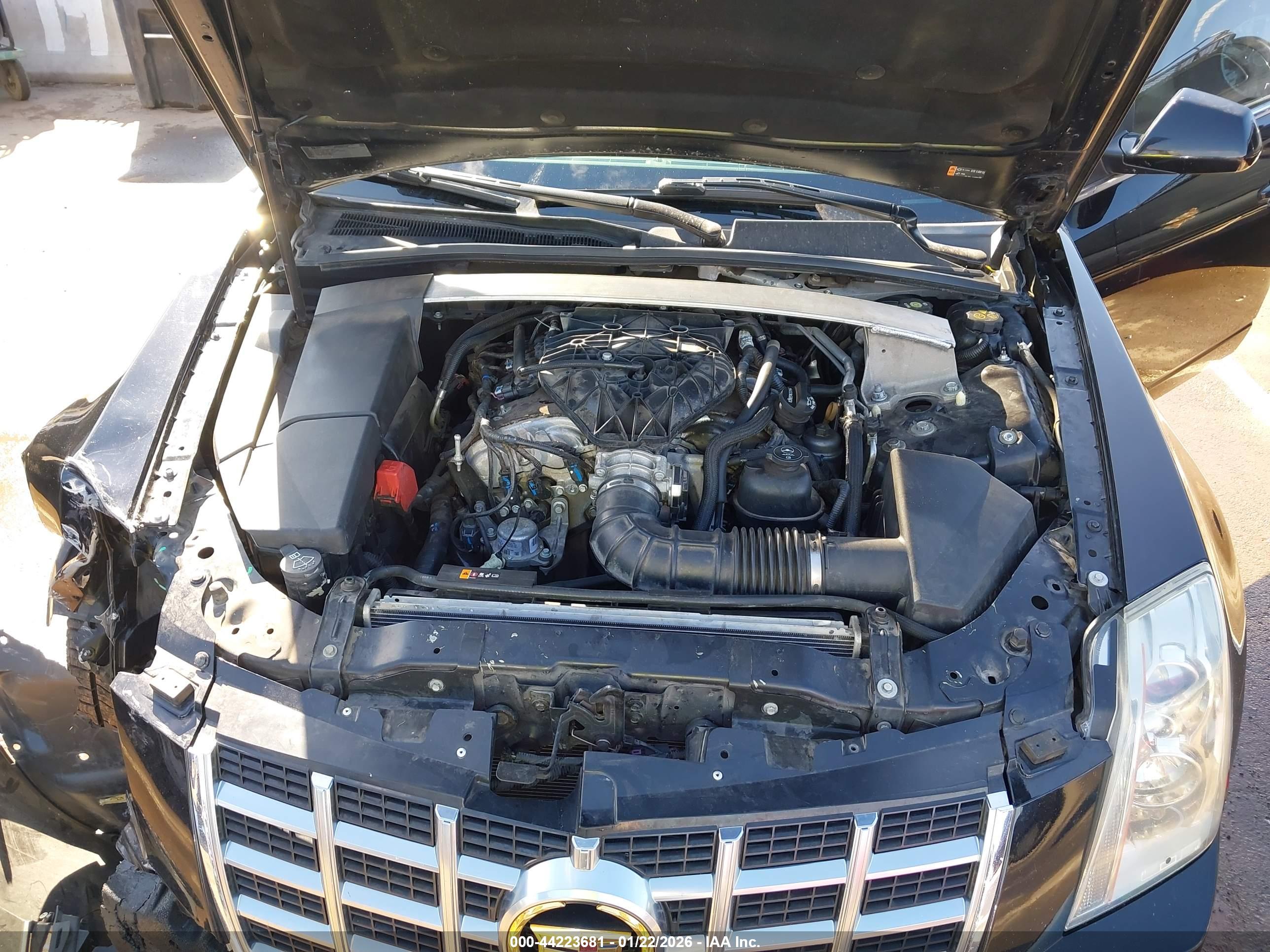 CADILLAC CTS image 10