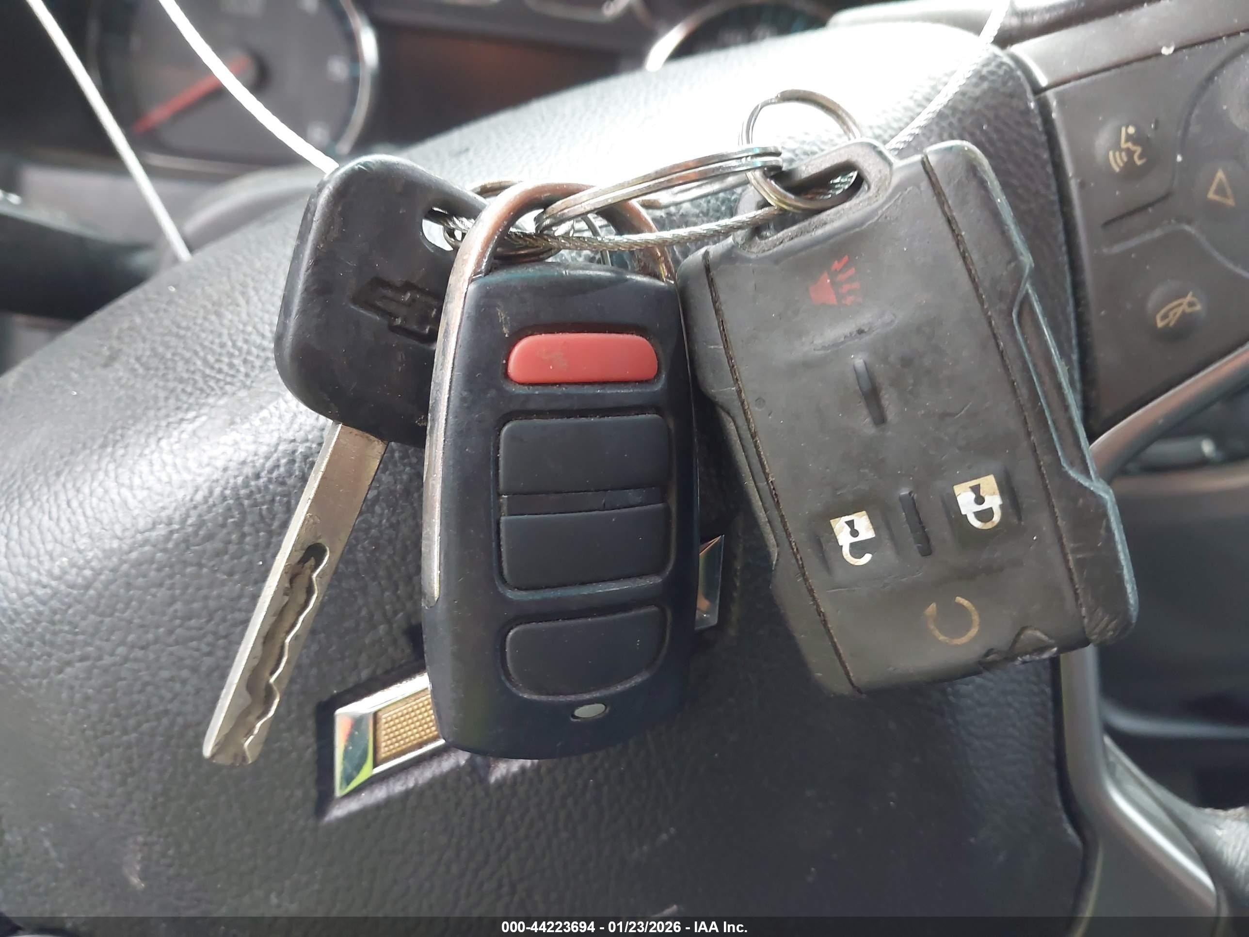 CHEVROLET SILVERADO image 11