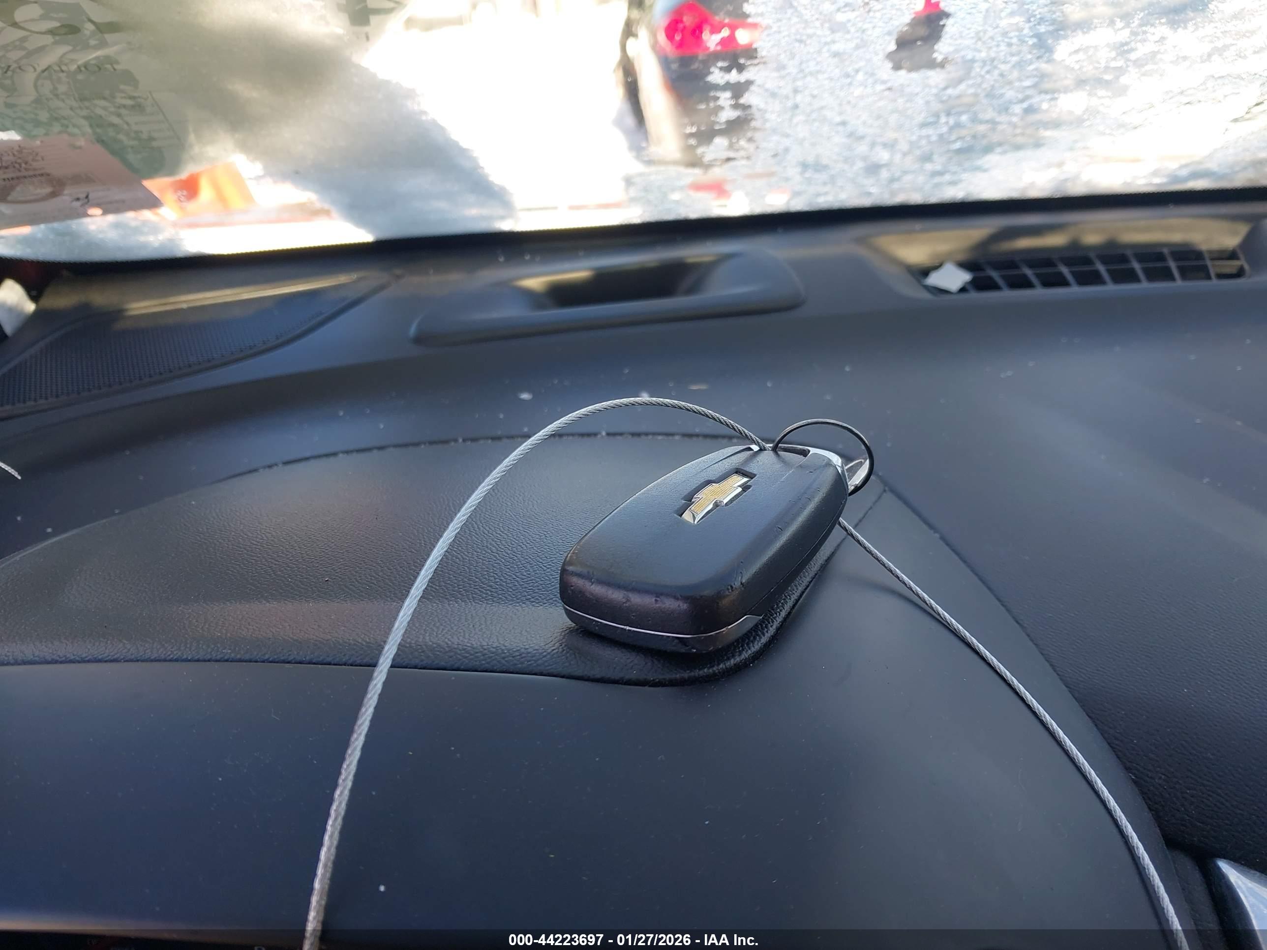 CHEVROLET EQUINOX image 11