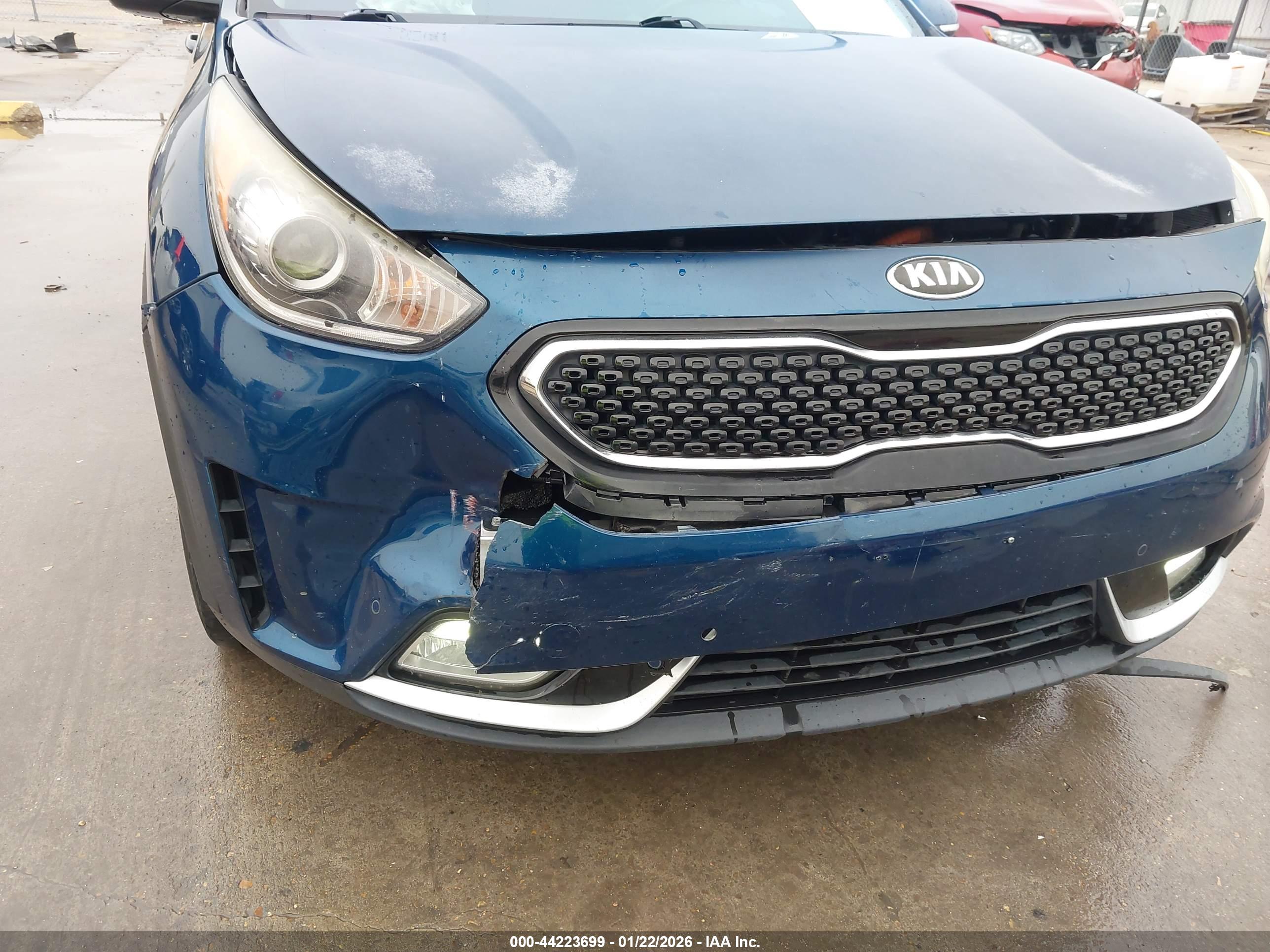 KIA NIRO image 6