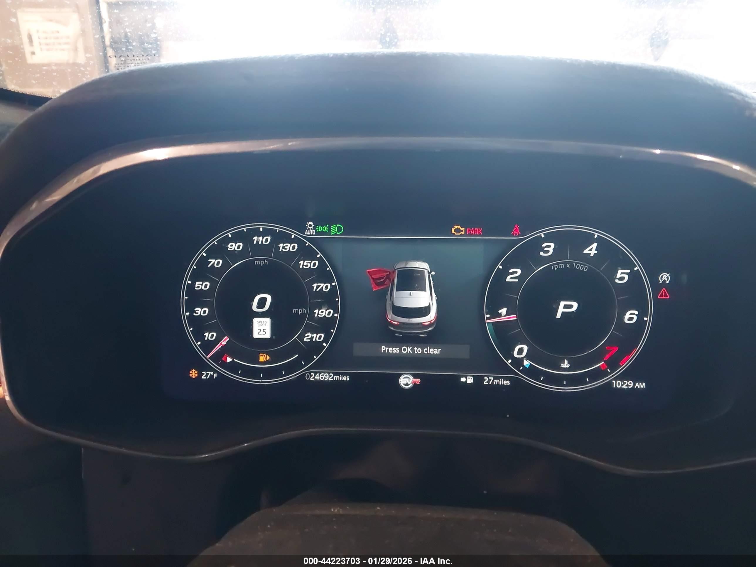 JAGUAR F-PACE image 7