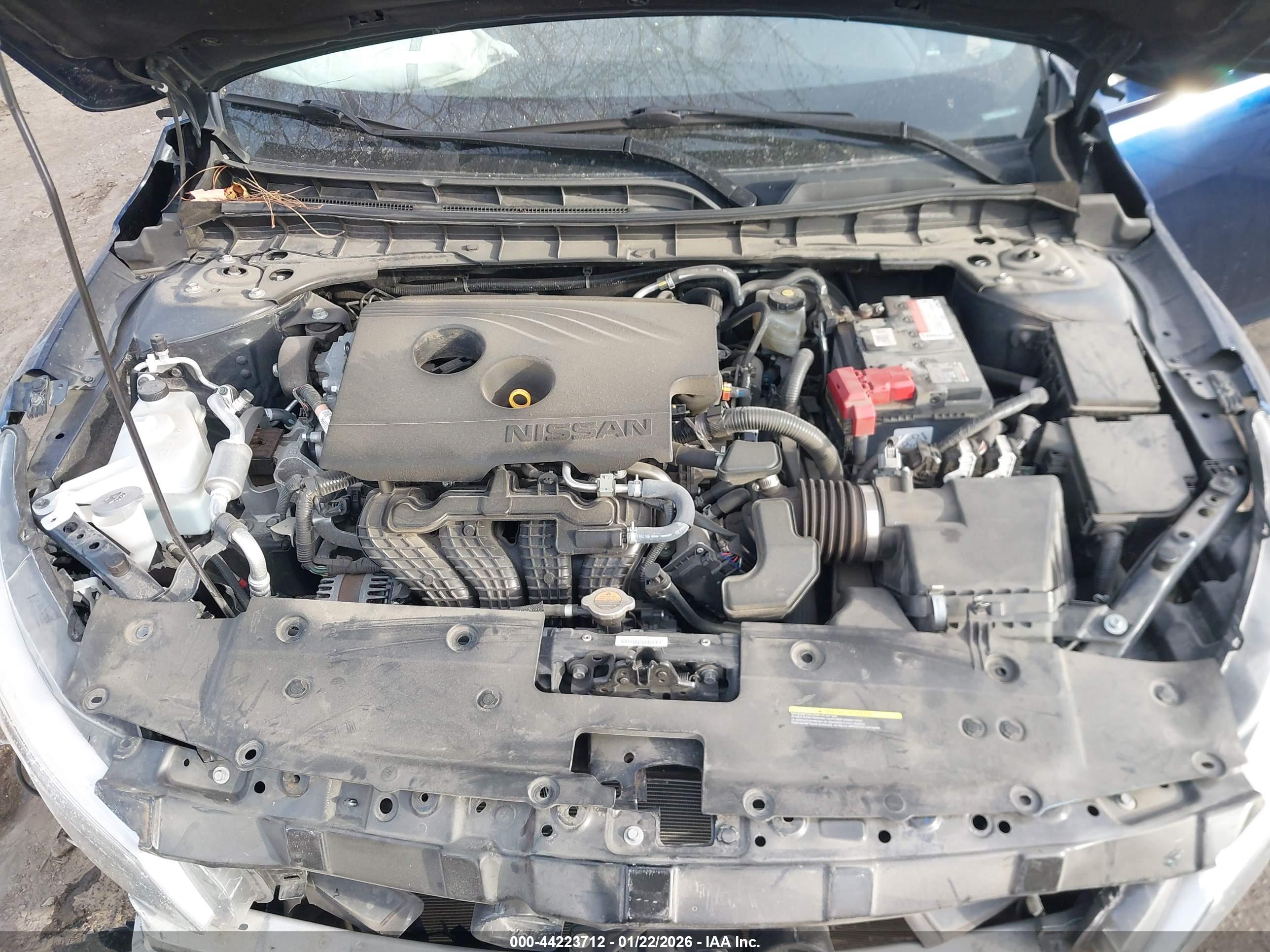 NISSAN ALTIMA image 10