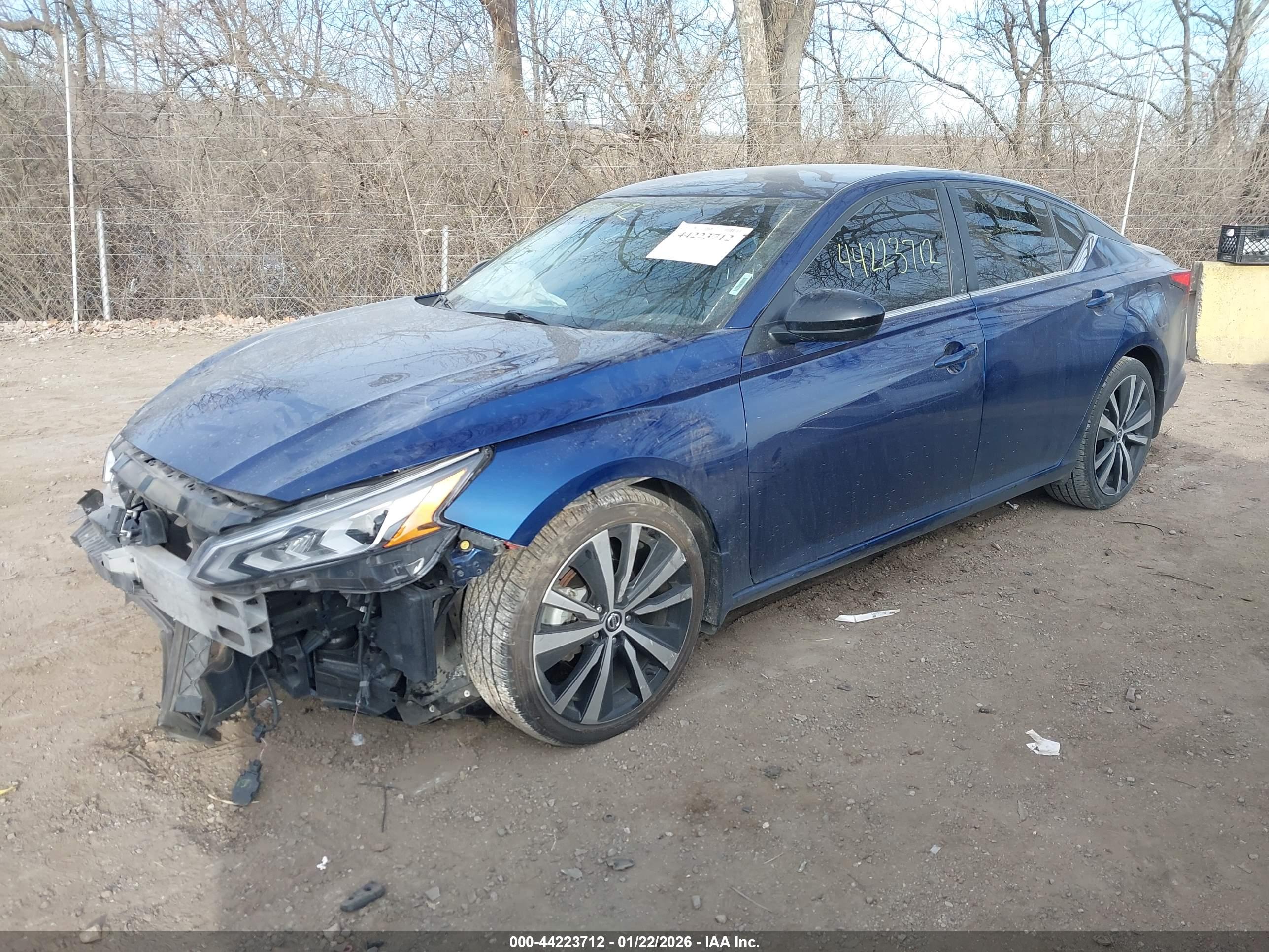 NISSAN ALTIMA image 2