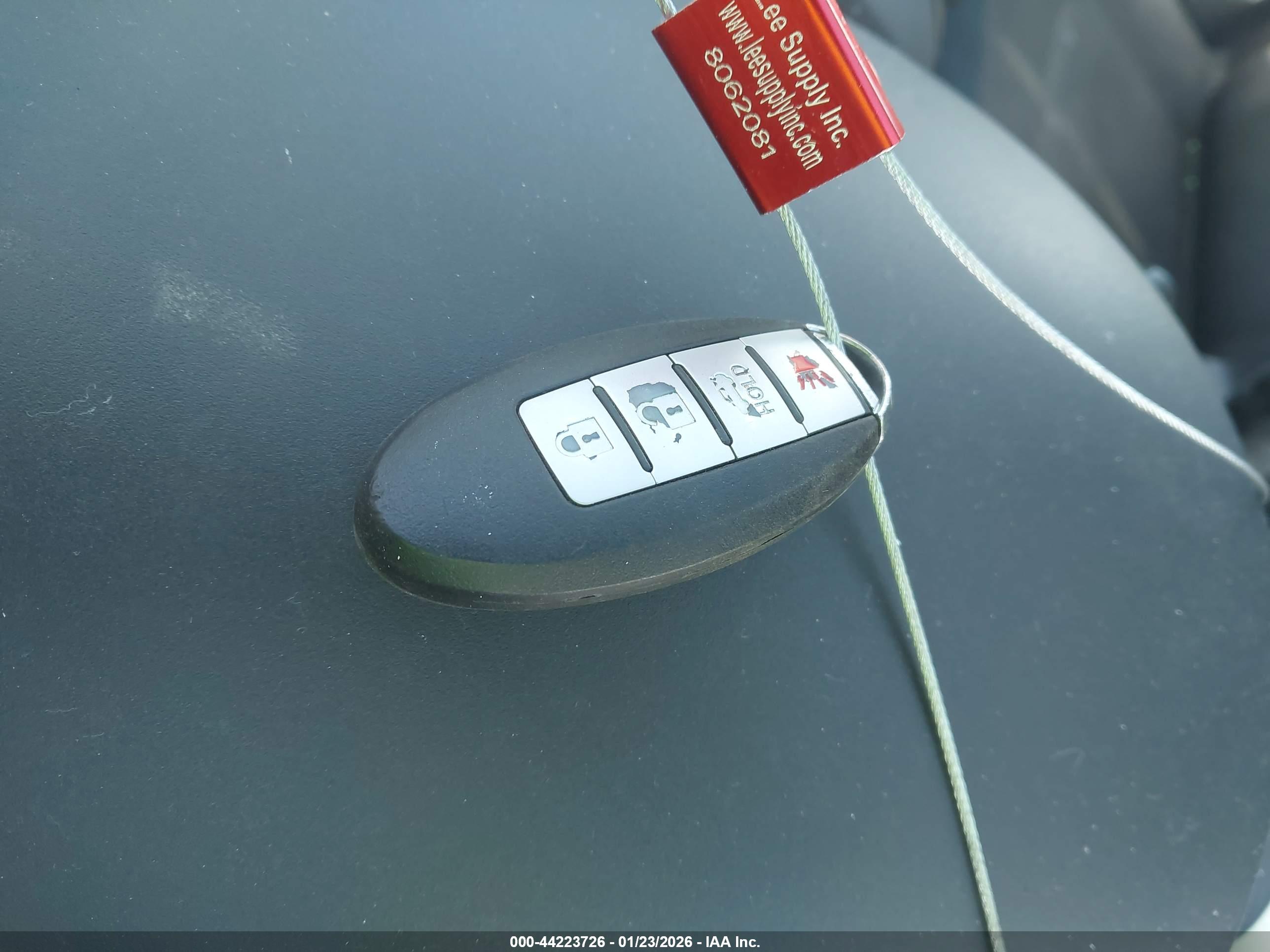NISSAN ROGUE image 11