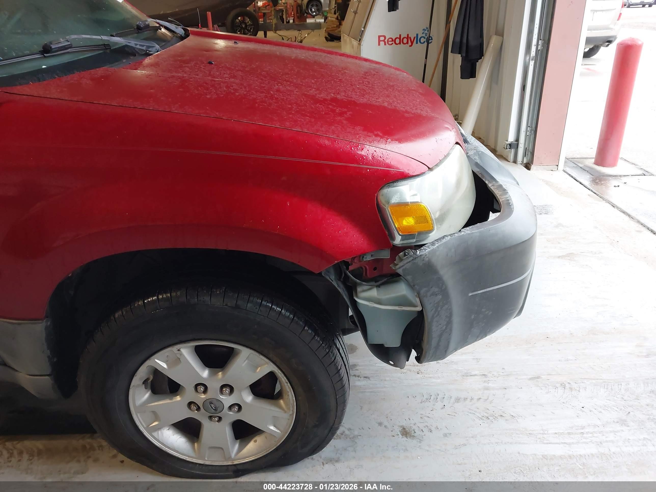 FORD ESCAPE image 6