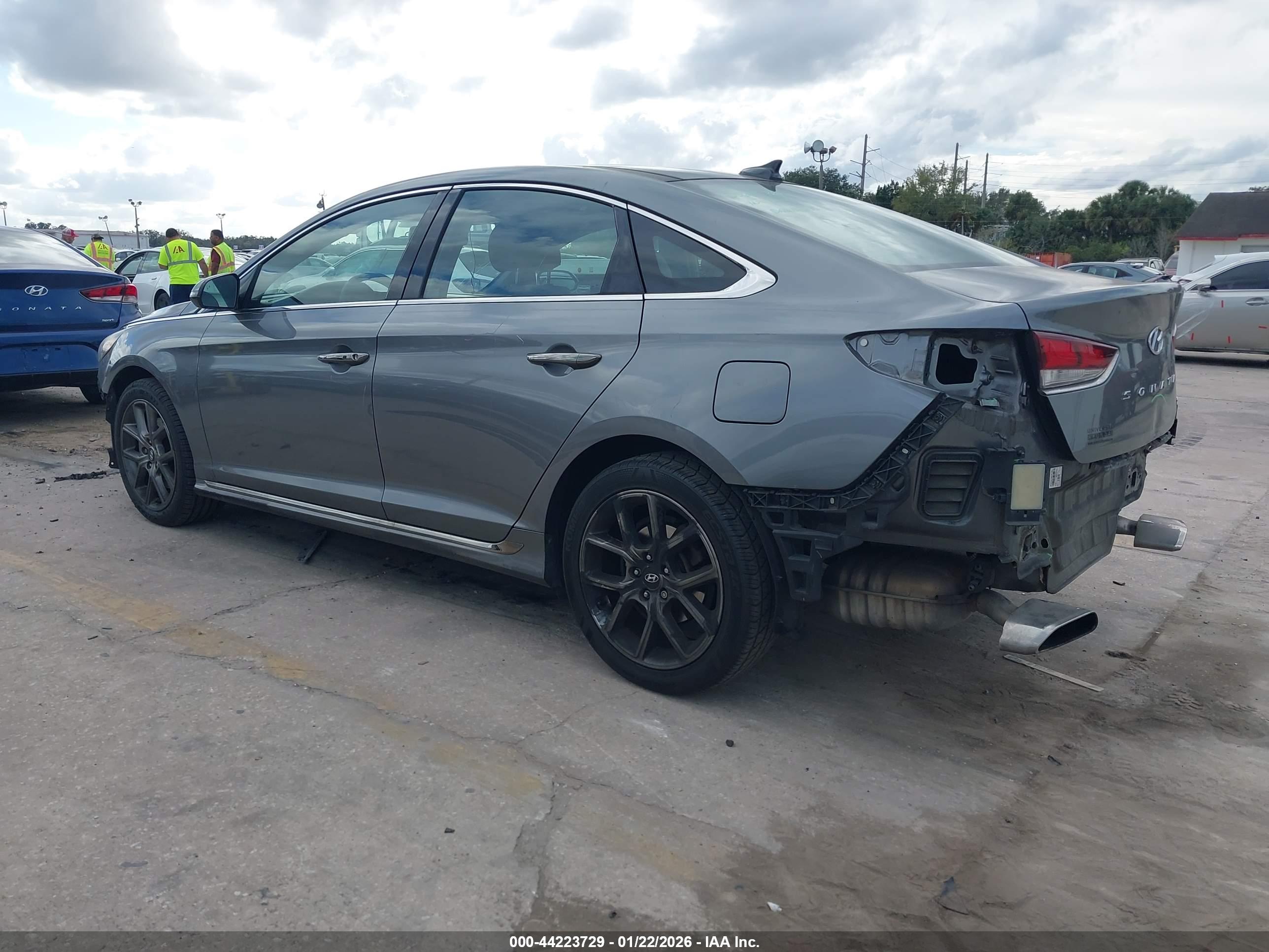 HYUNDAI SONATA image 3