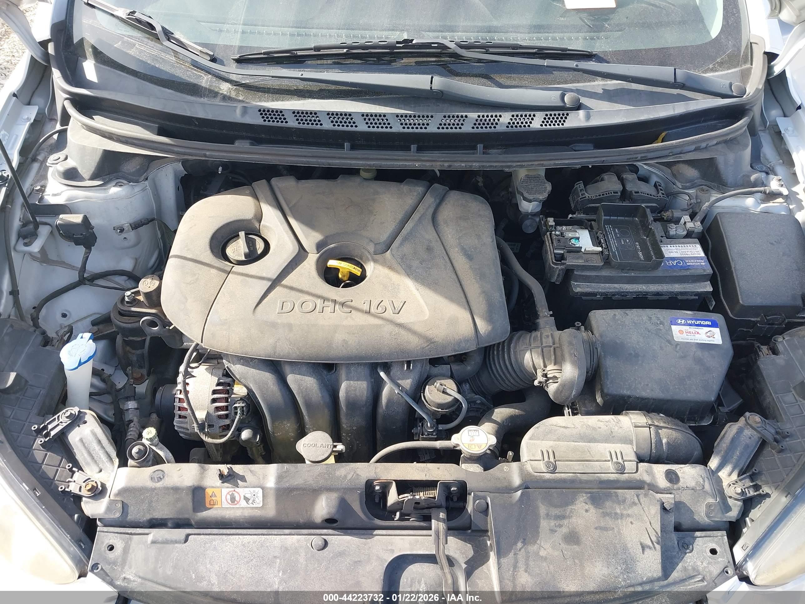 HYUNDAI ELANTRA image 10
