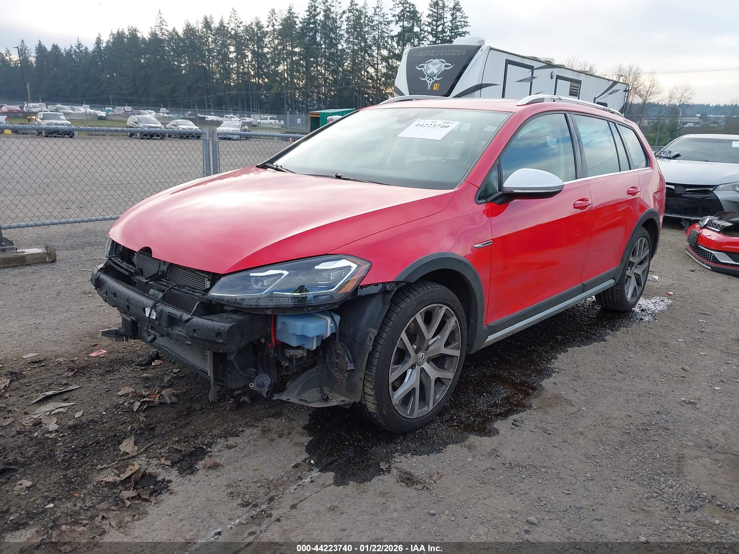 VOLKSWAGEN GOLF image 2