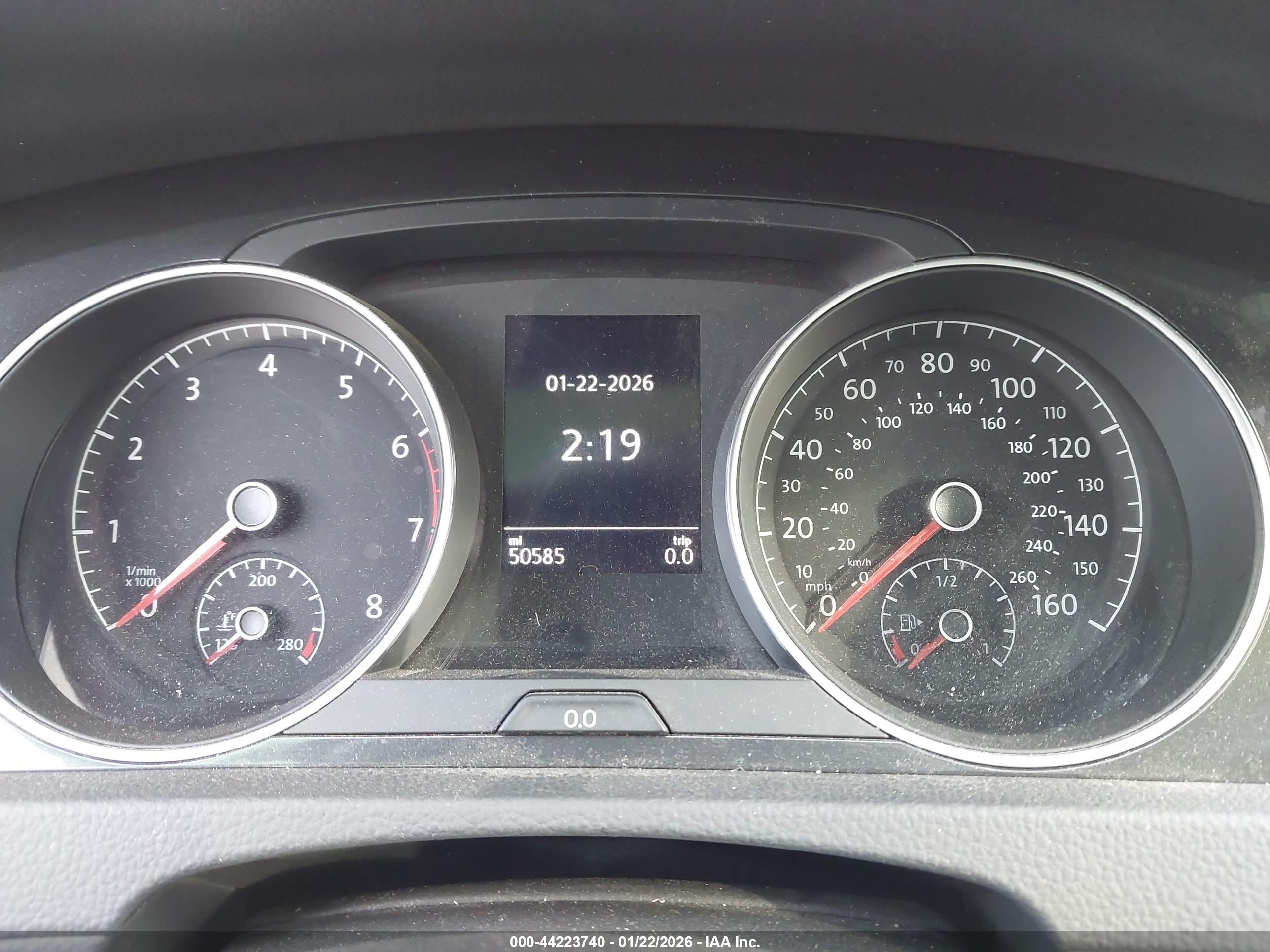 VOLKSWAGEN GOLF image 7