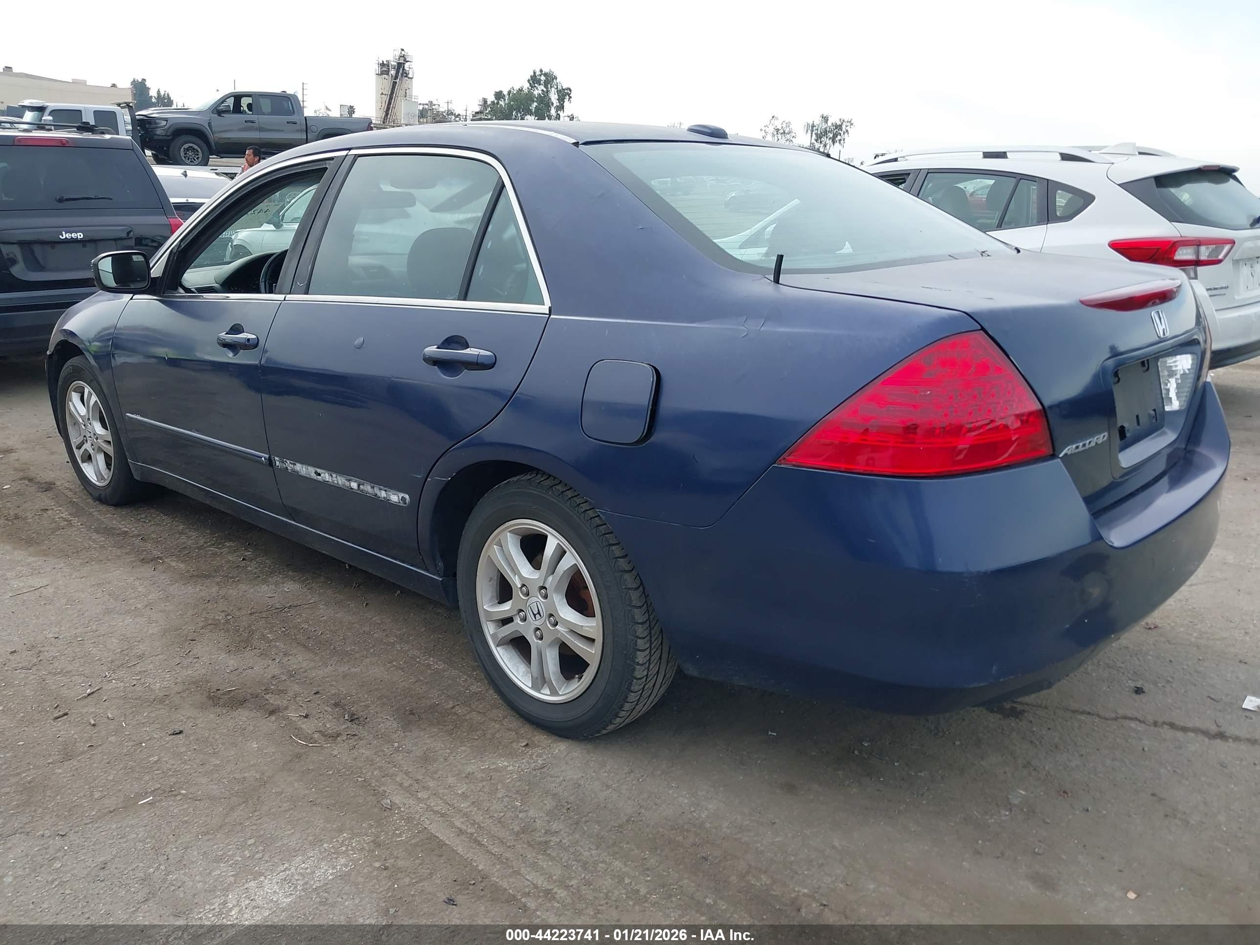 HONDA ACCORD image 3