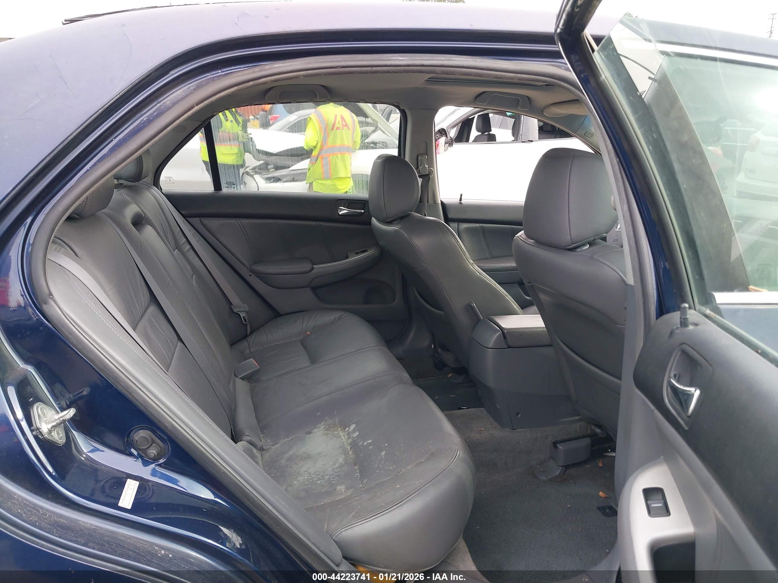 HONDA ACCORD image 8