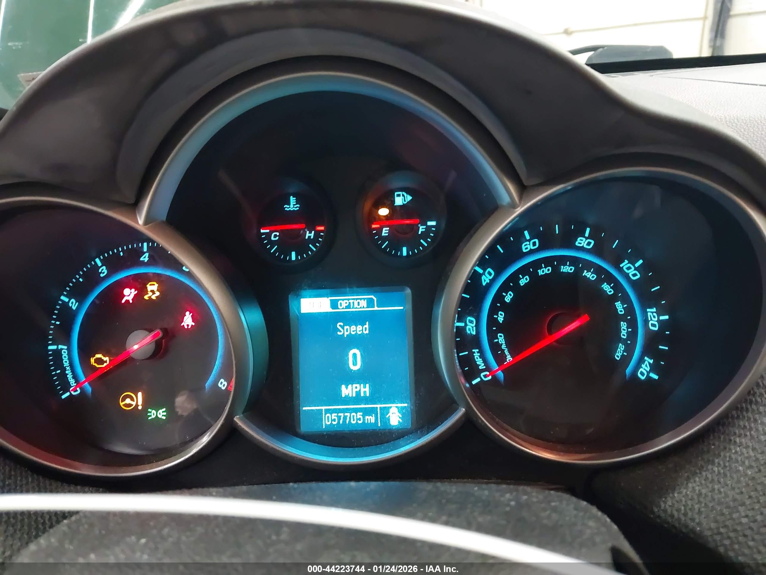 CHEVROLET CRUZE image 7