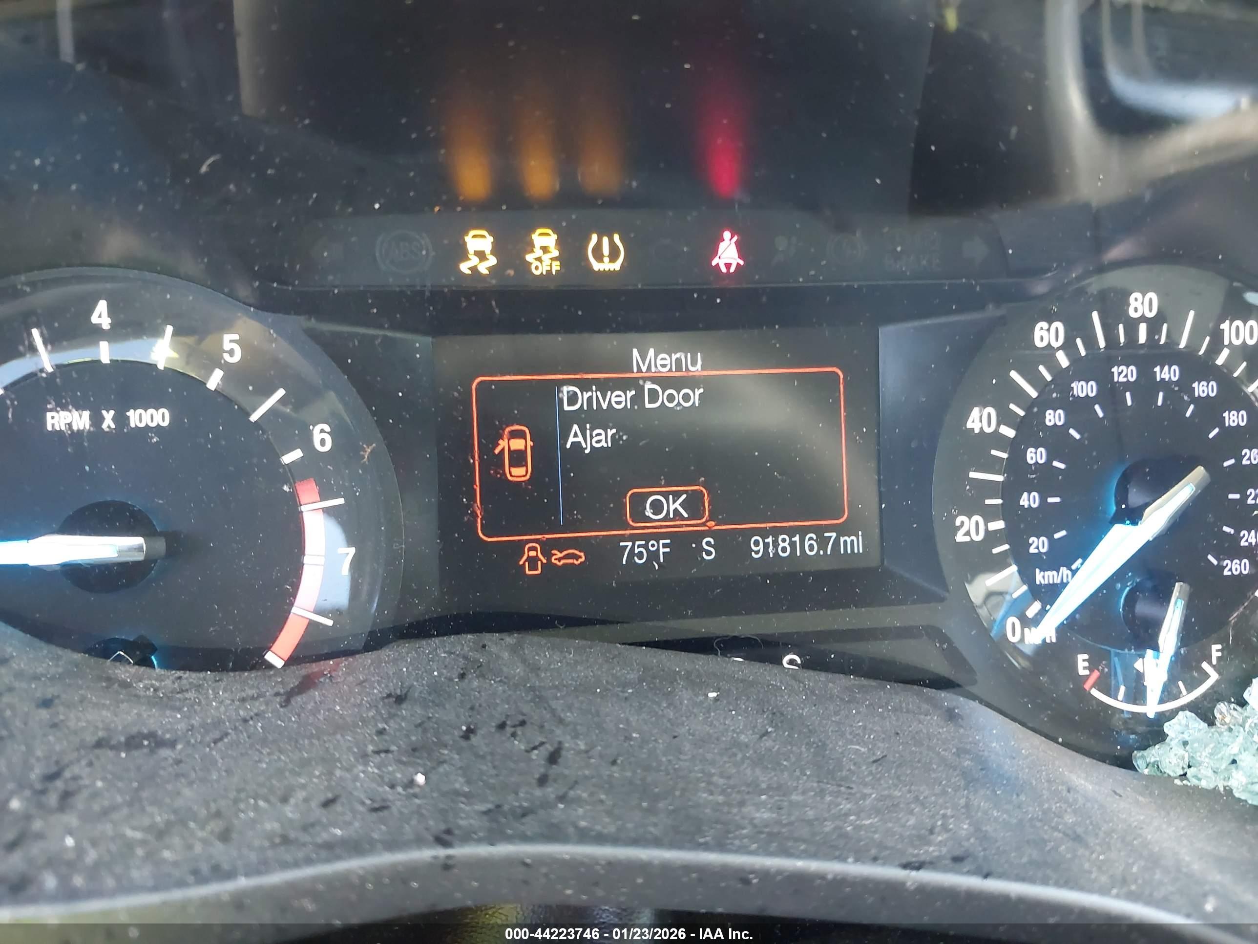 FORD FUSION image 7