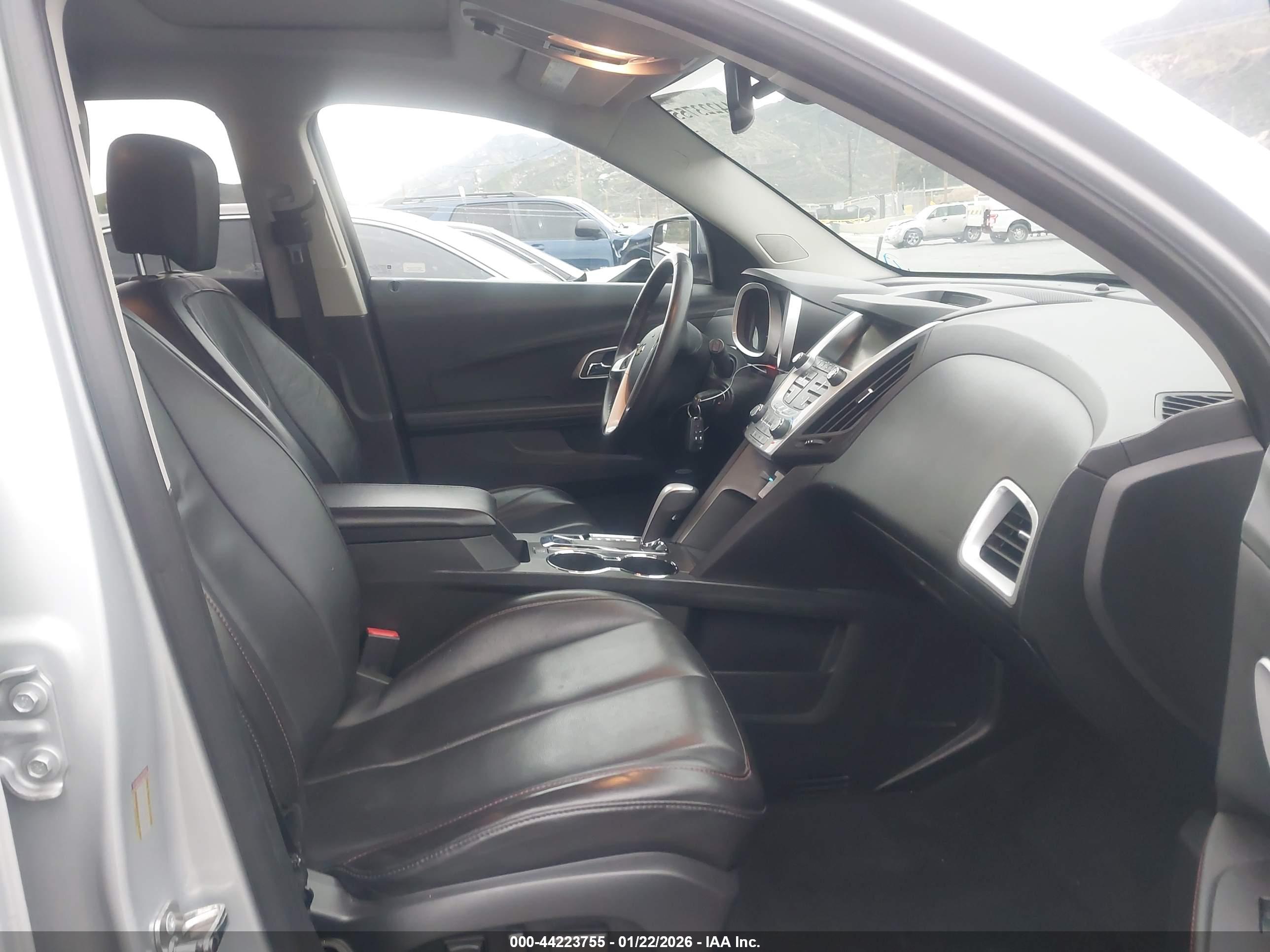 CHEVROLET EQUINOX image 5