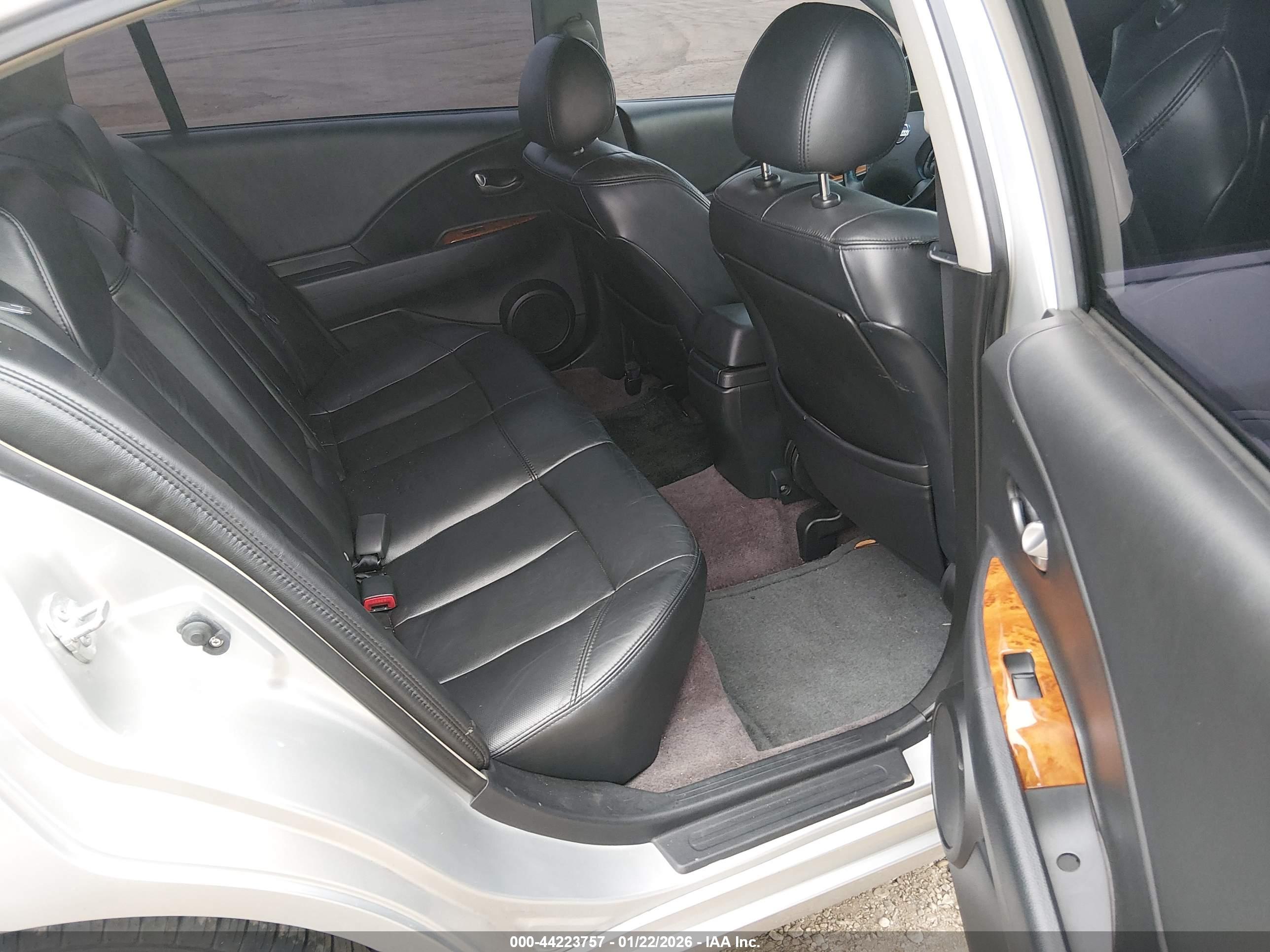 NISSAN ALTIMA image 8