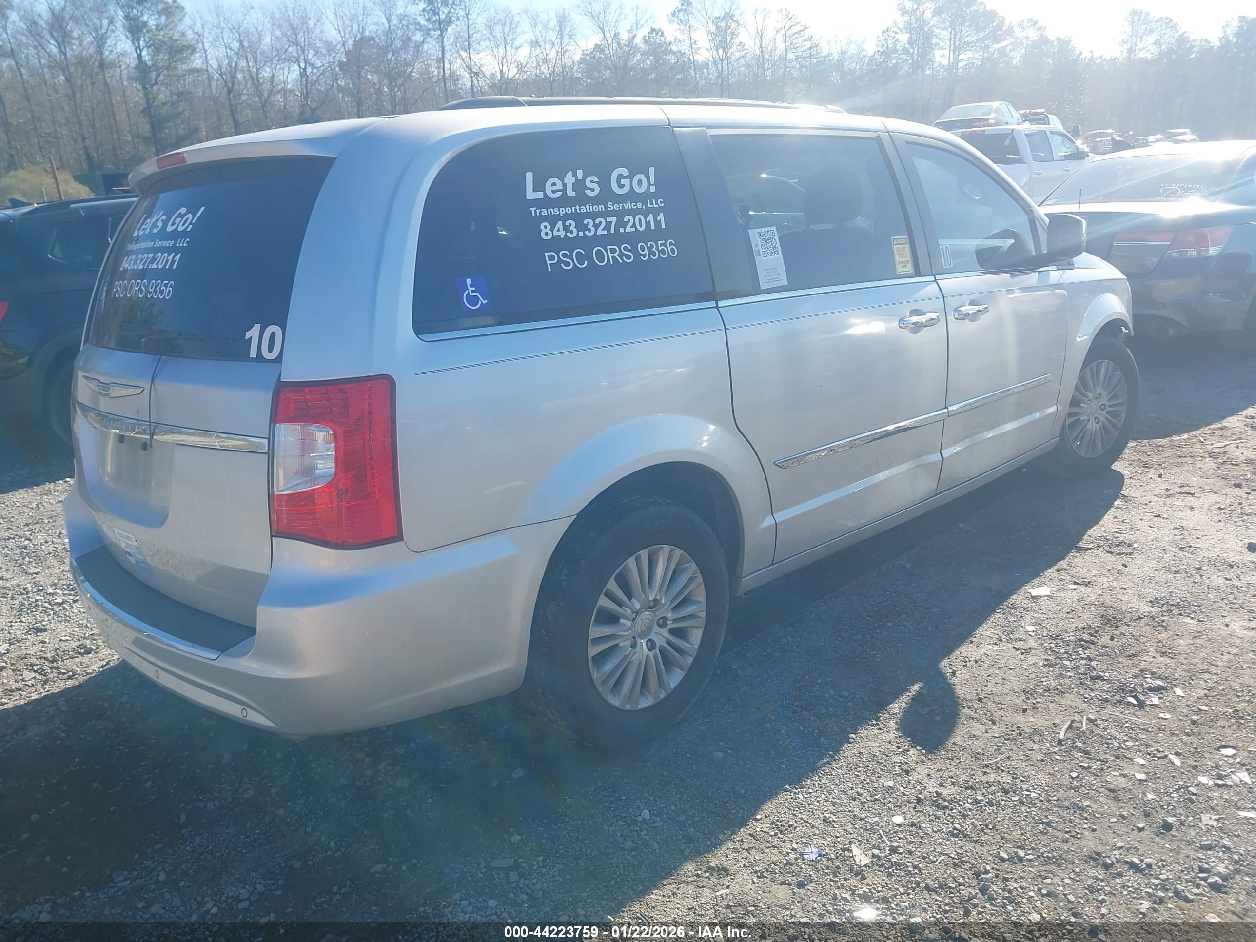 CHRYSLER TOWN image 4
