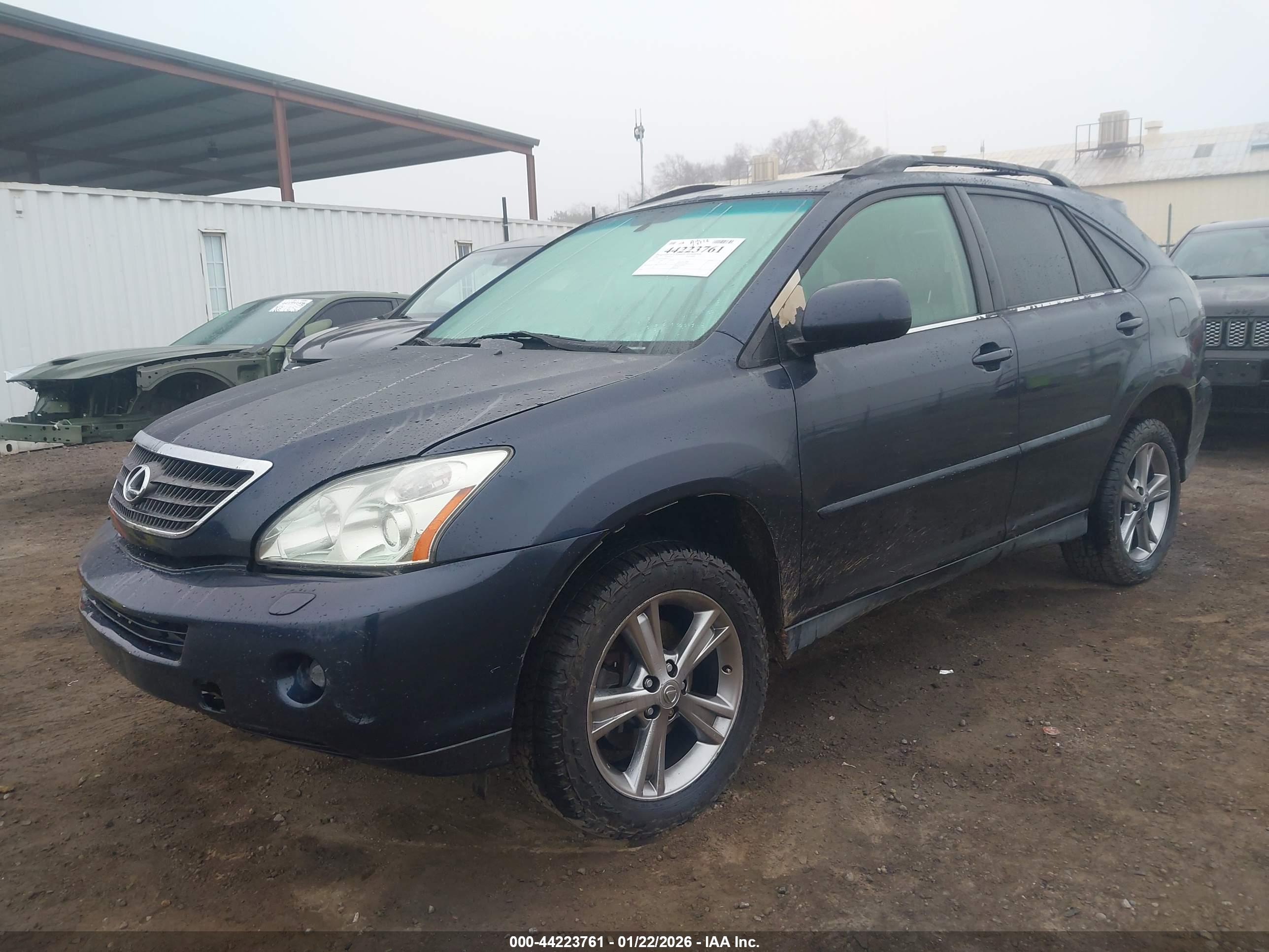 LEXUS RX image 2