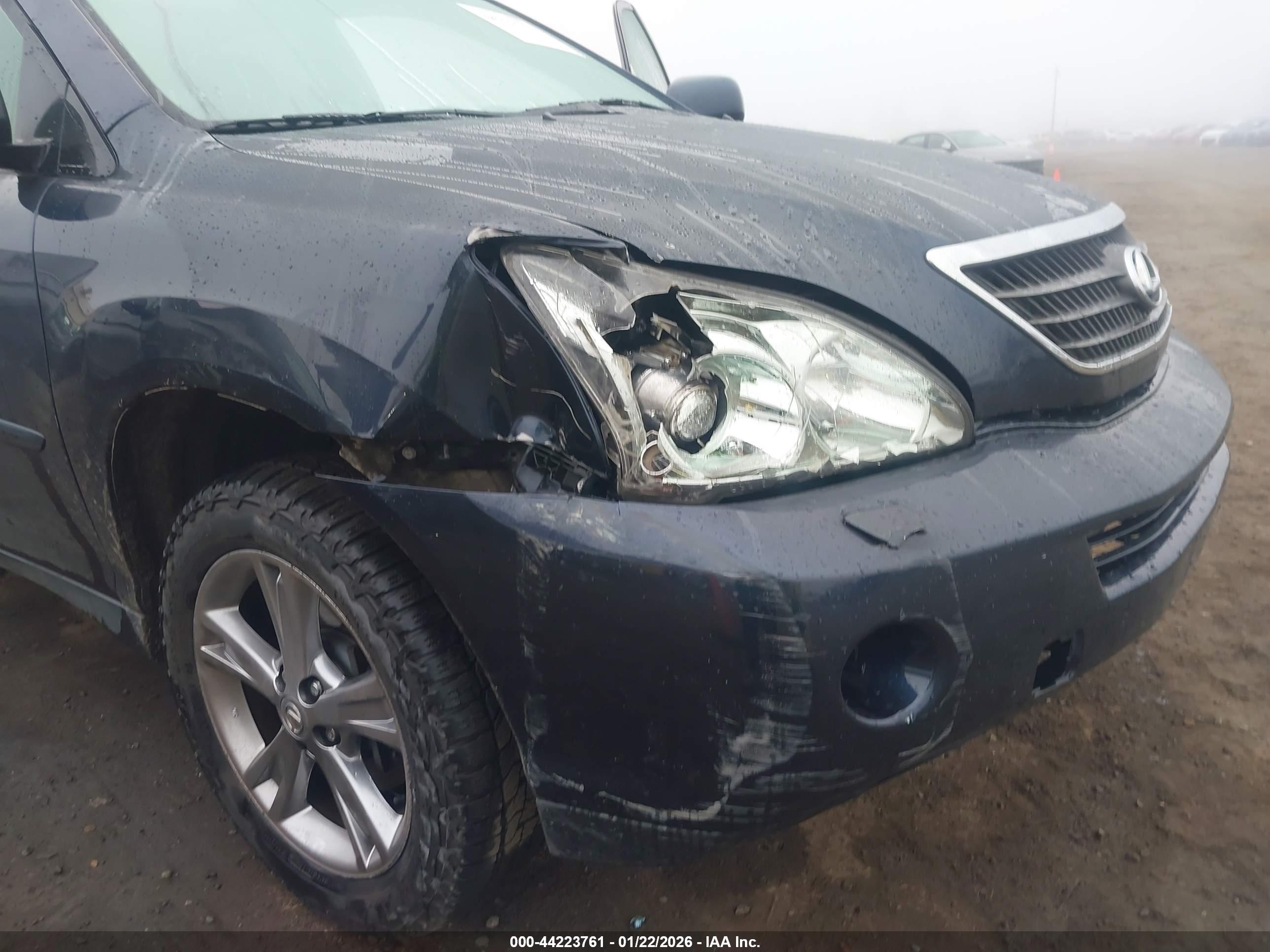 LEXUS RX image 6