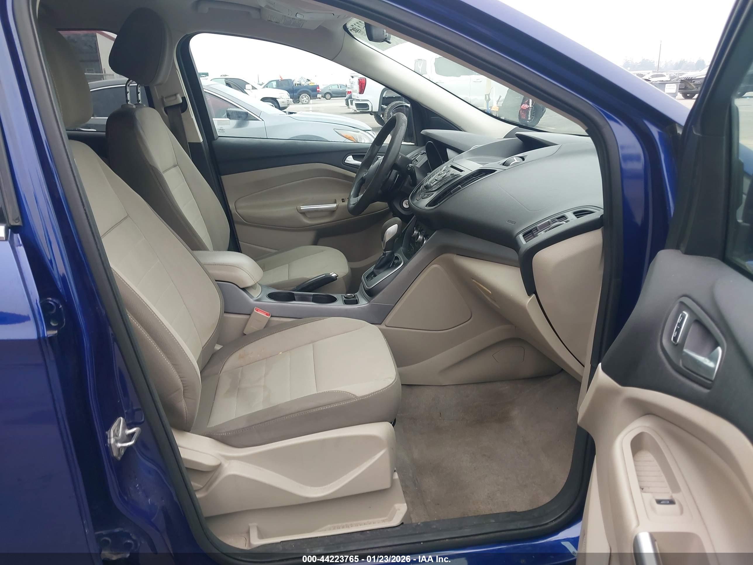 FORD ESCAPE image 5