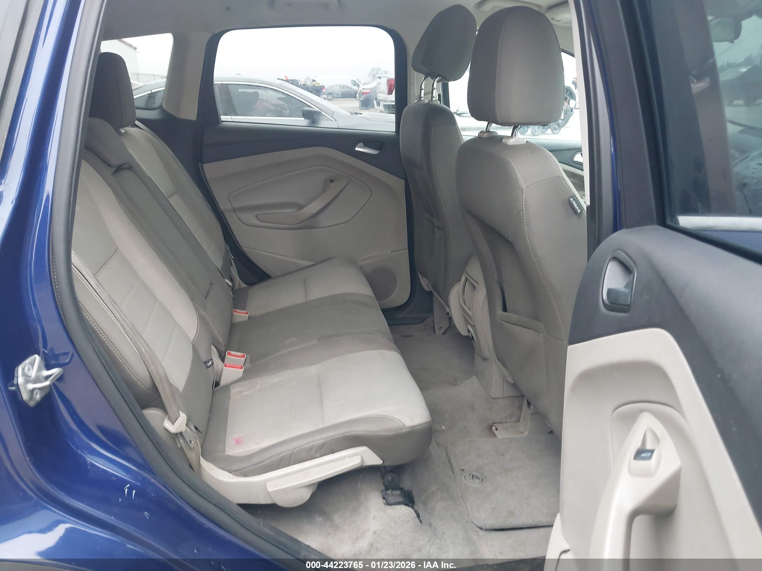 FORD ESCAPE image 8