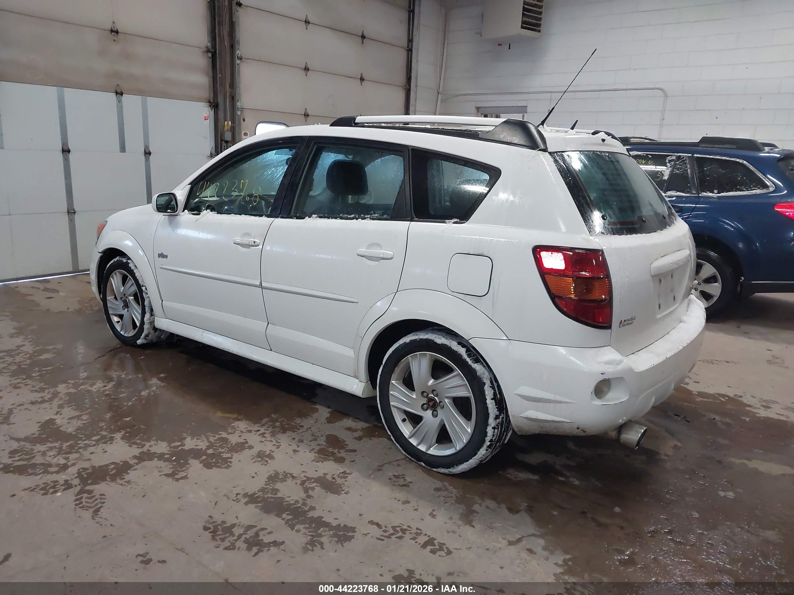 PONTIAC VIBE image 3
