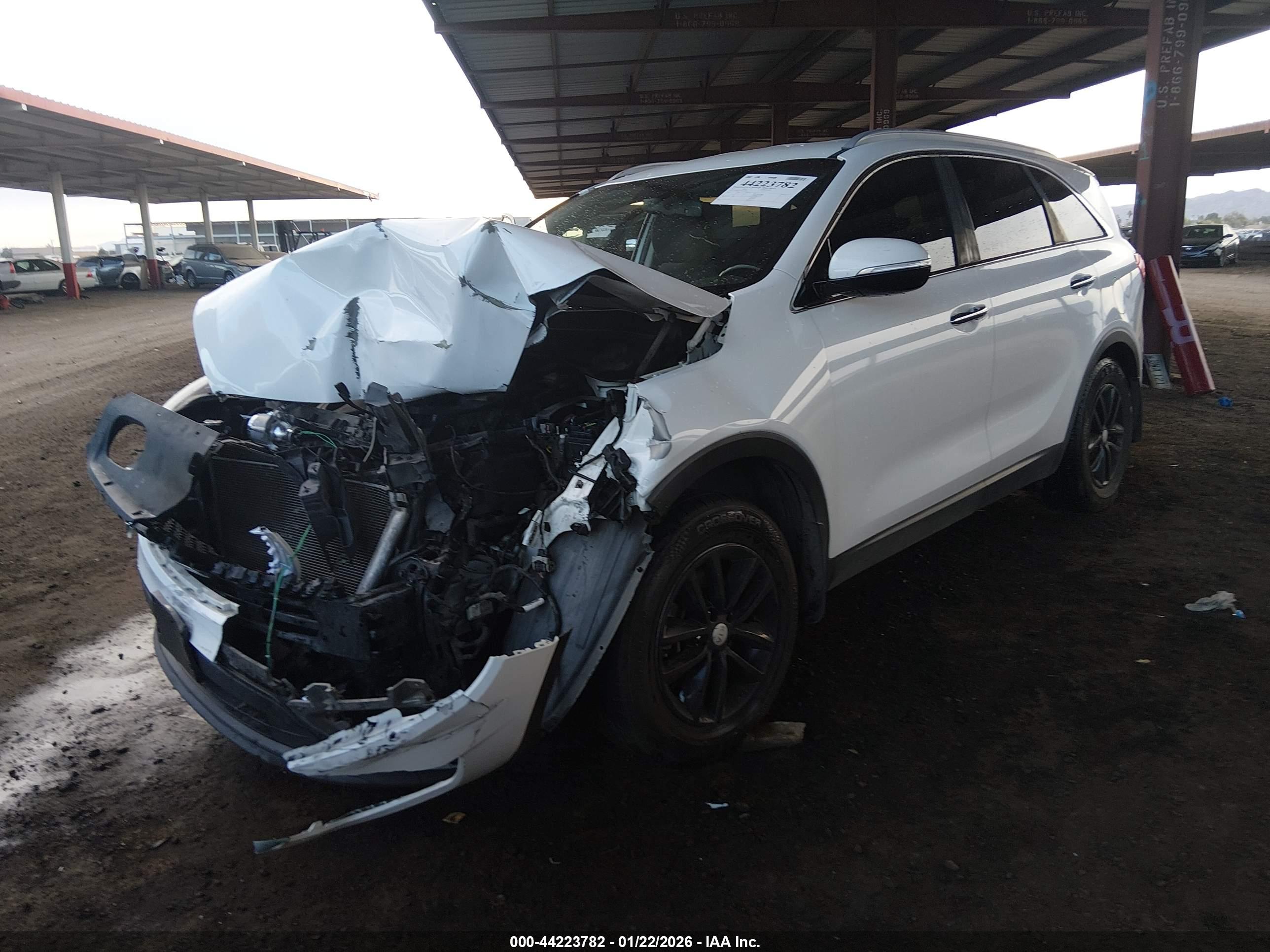 KIA SORENTO image 2