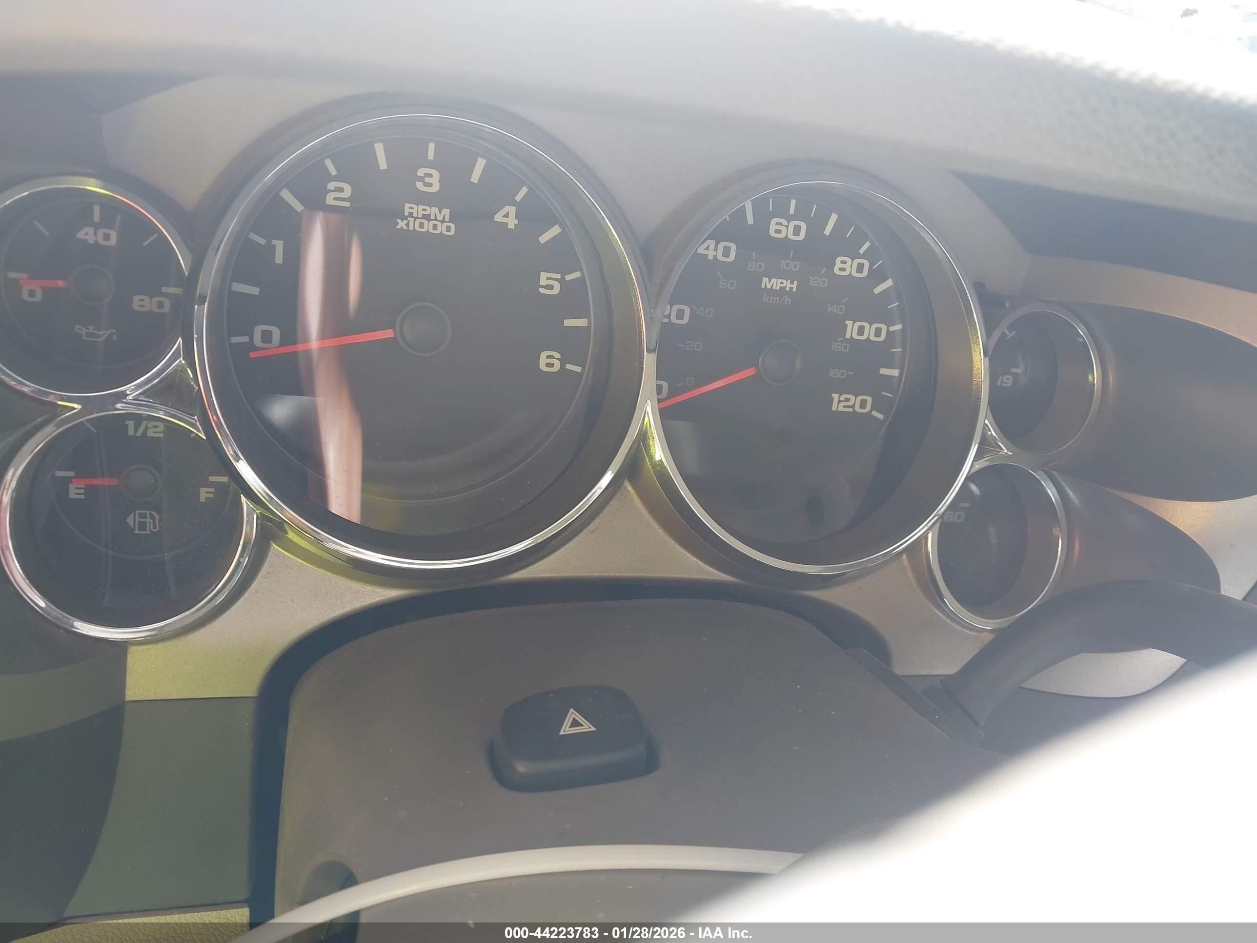 GMC SIERRA image 7