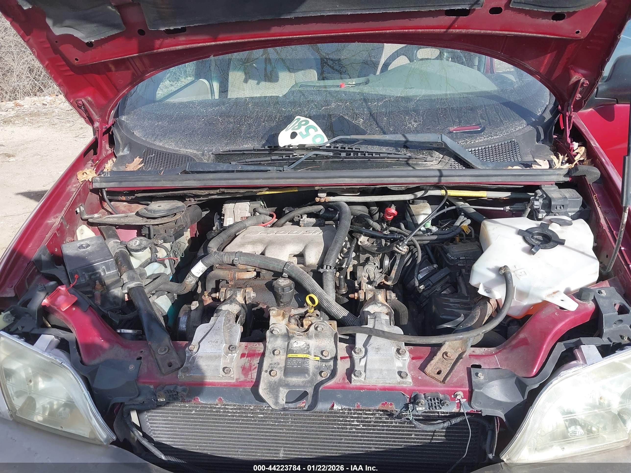 PONTIAC MONTANA image 10