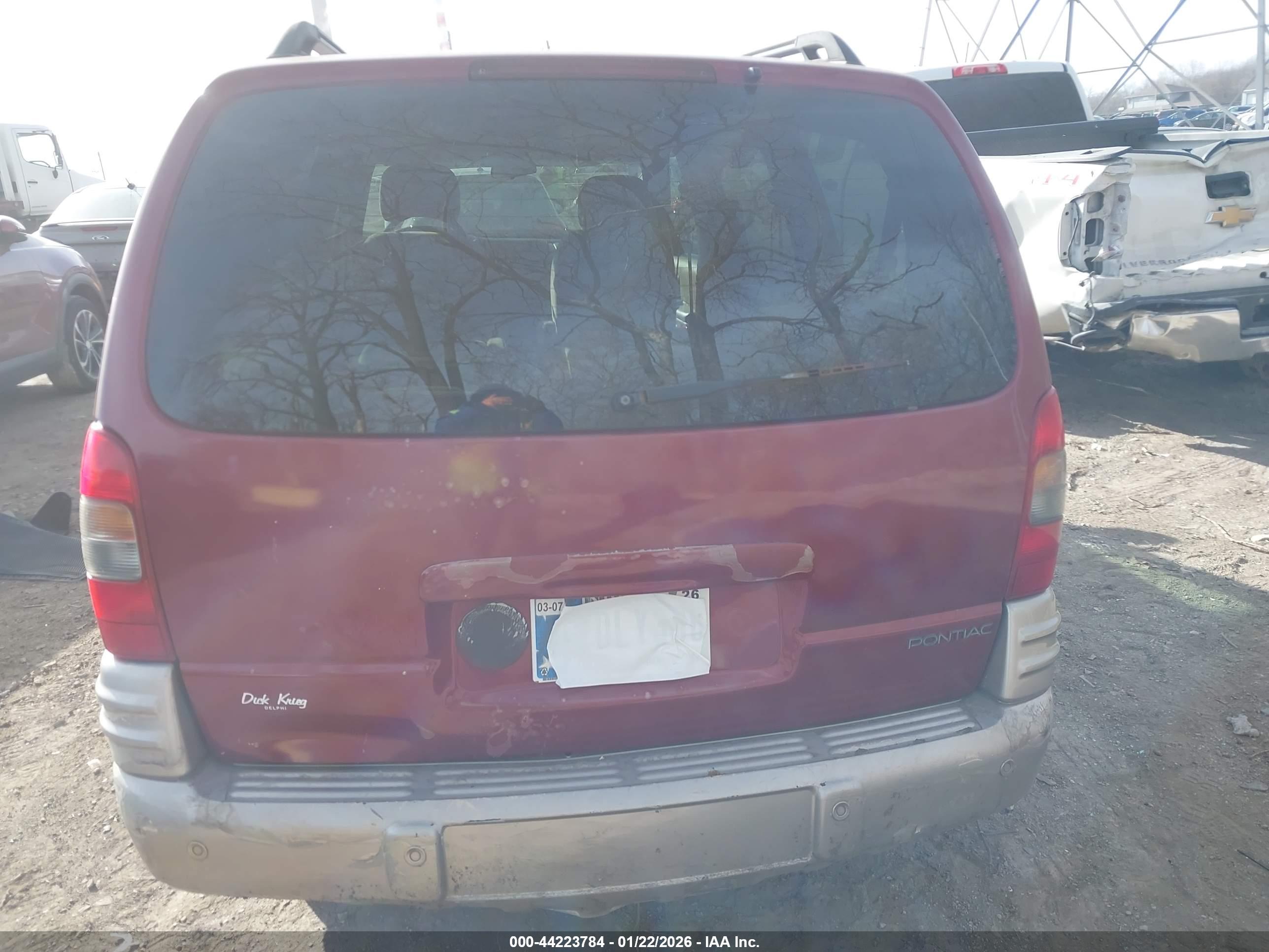 PONTIAC MONTANA image 6