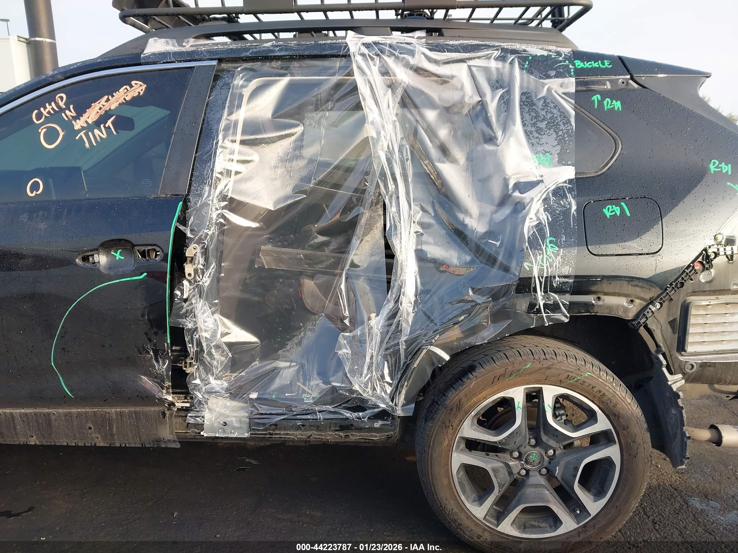 TOYOTA RAV4 image 6